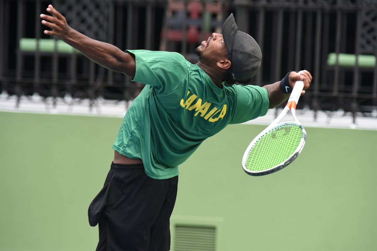 Jamaica sigue invicta en Escazú