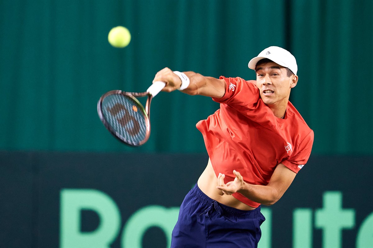 Debutant McDonald gets USA off to decisive start against Uzbekistan