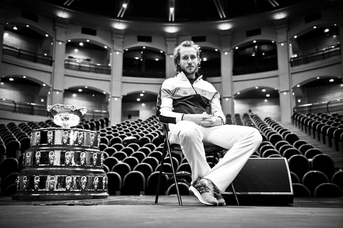 Pouille to play de Bakker in Albertville opener