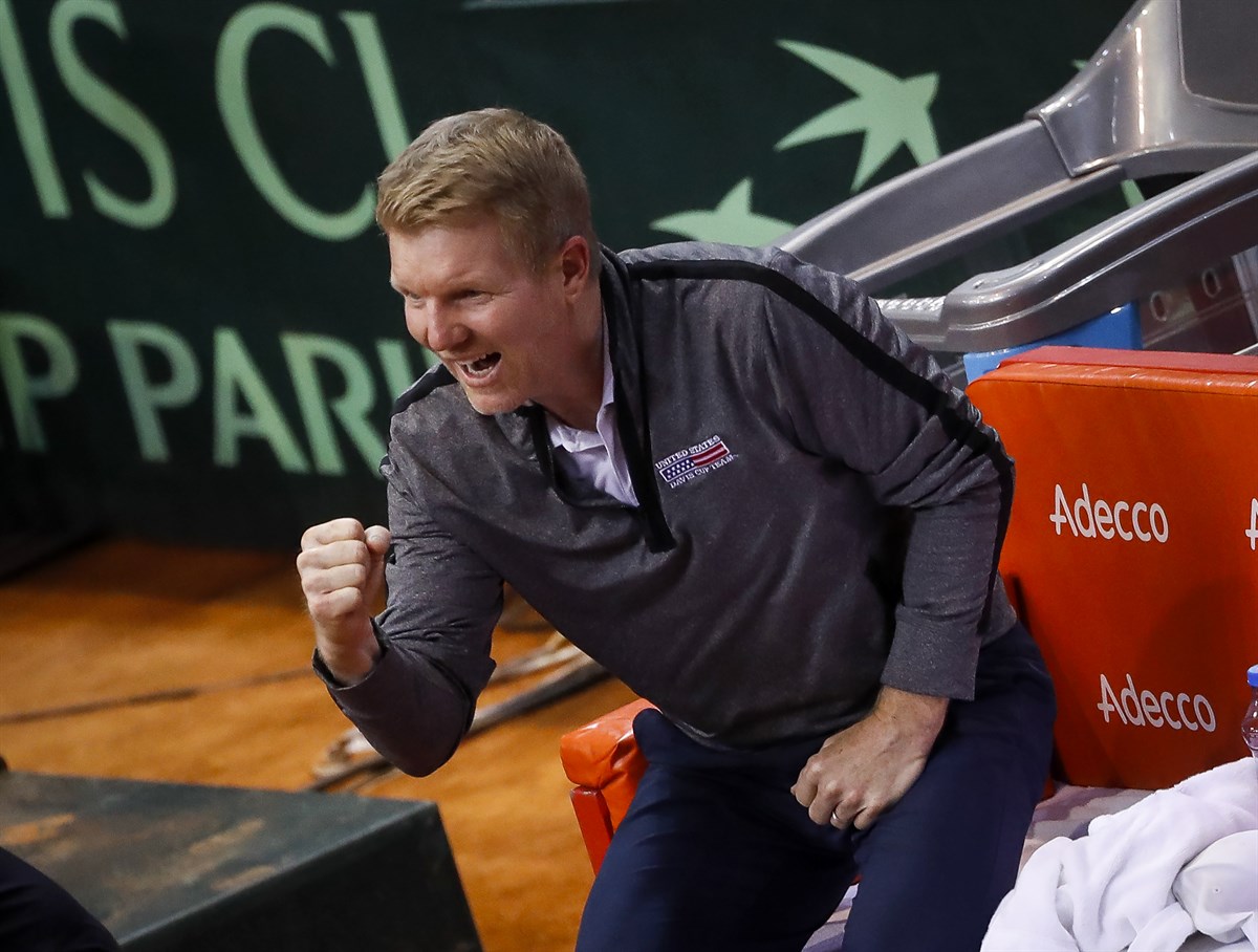 Courier ends eight-year tenure as US Davis Cup captain