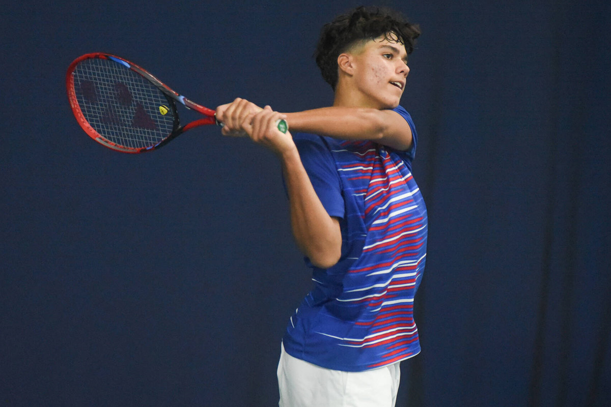 Yannik Álvarez se mete en los récords de la Copa Davis