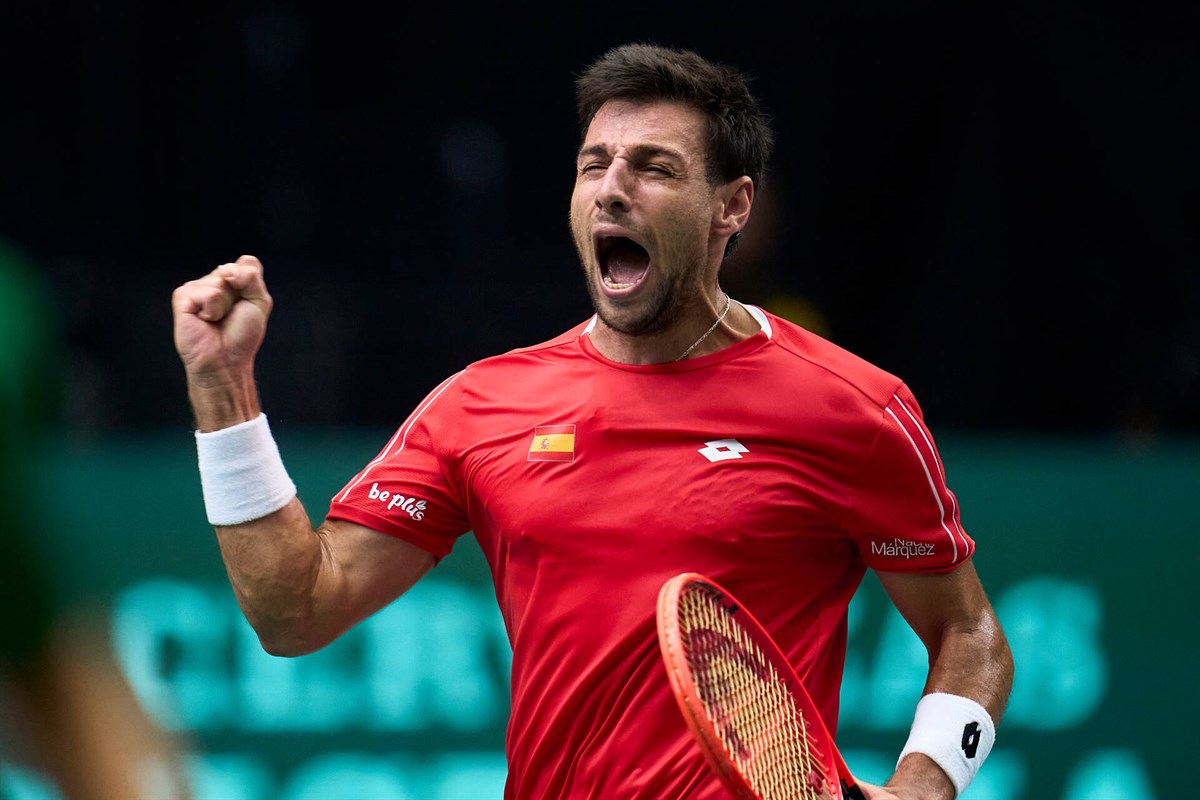 Zapata, Davidovich secure consolation win for Spain on Sunday