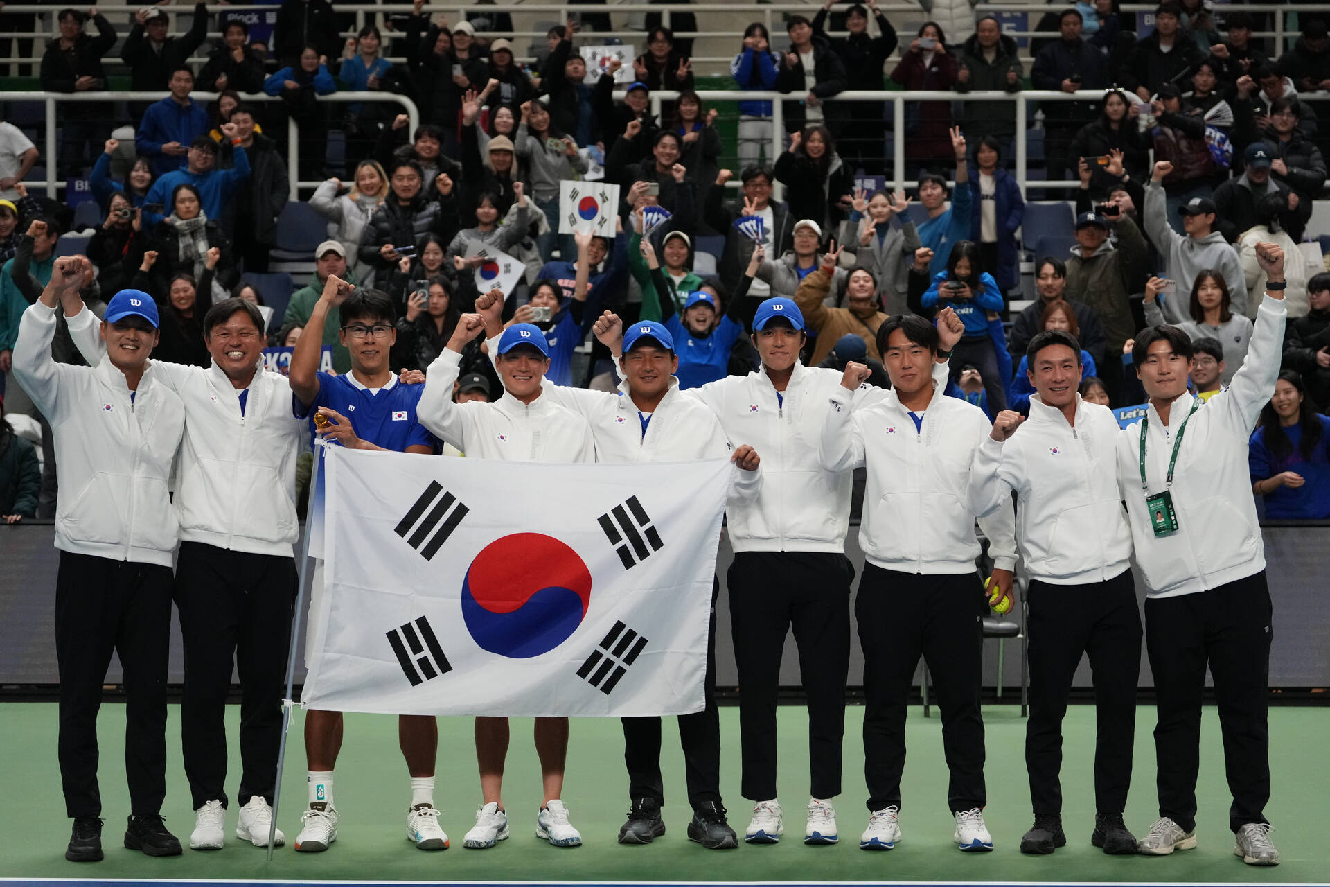 Team Korea, Rep. celebrate after recovering from 1-2 down to beat Argentina