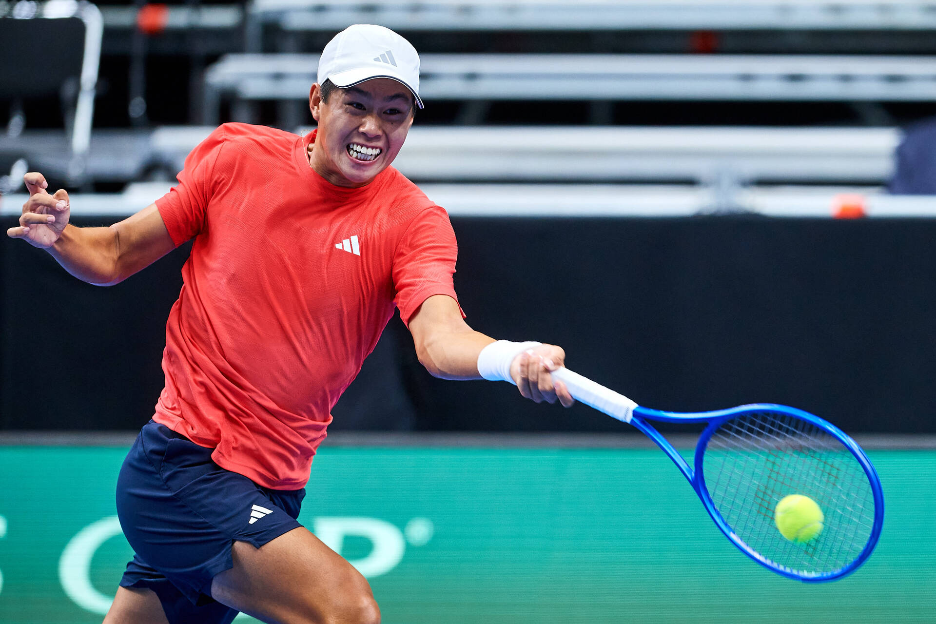 Learner Tien in action against Jakub Mensik