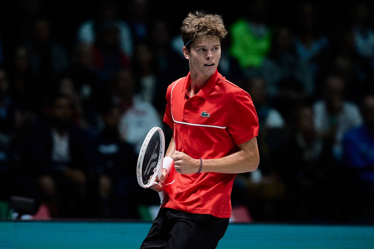Davis Cup Finals Group Stage Preview: Belgium v Brazil
