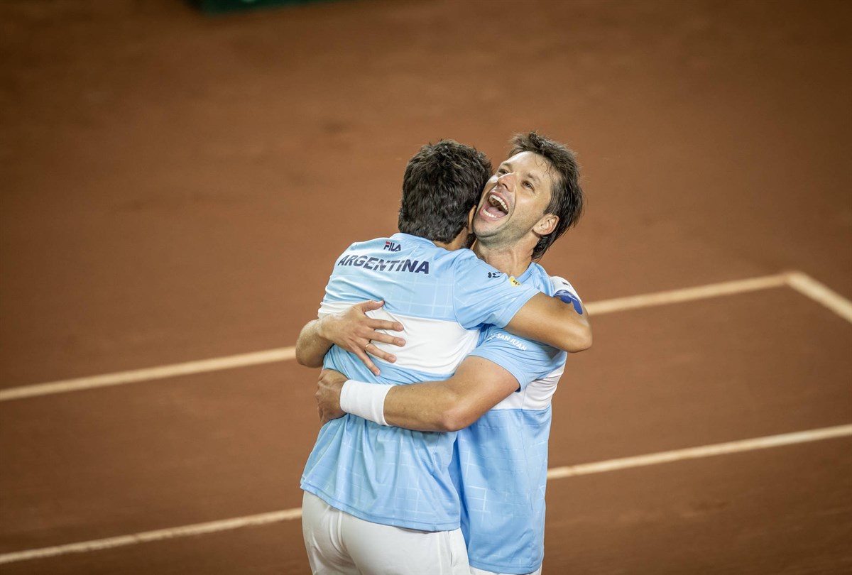 Zeballos y González le dieron la serie a Argentina frente a Colombia