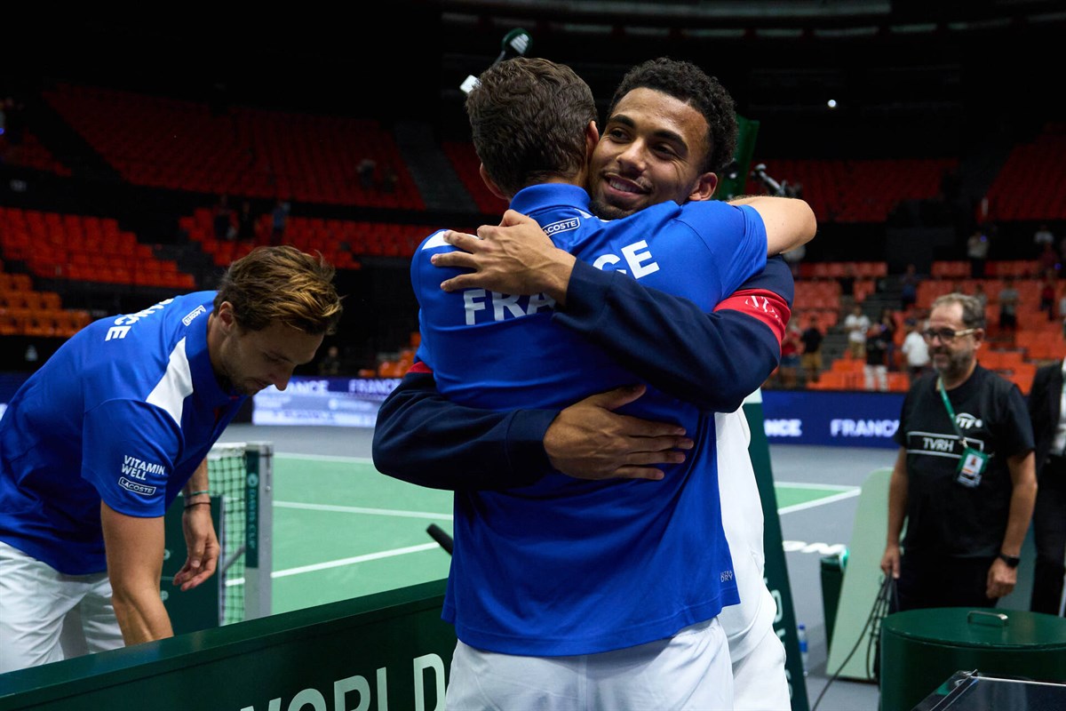 France go down to the wire to defeat Czechia