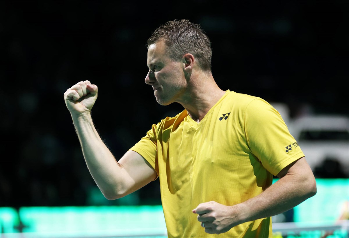 Finland v Australia: De Minaur sets up second straight Davis Cup final for Aussies