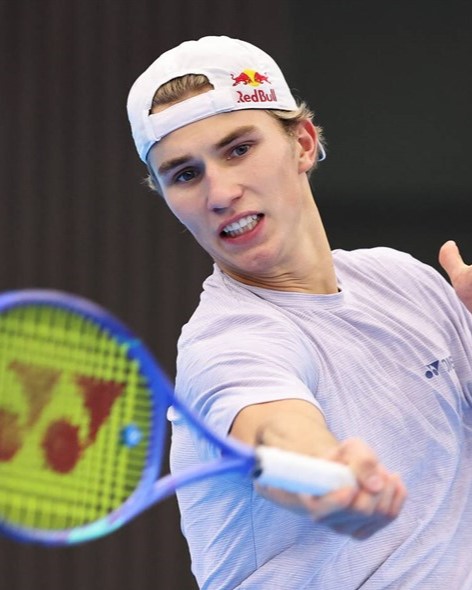 Nicolai Budkov Kjaer in training ahead of the 2025 Davis Cup Qualifiers 1st Round tie against Argentina