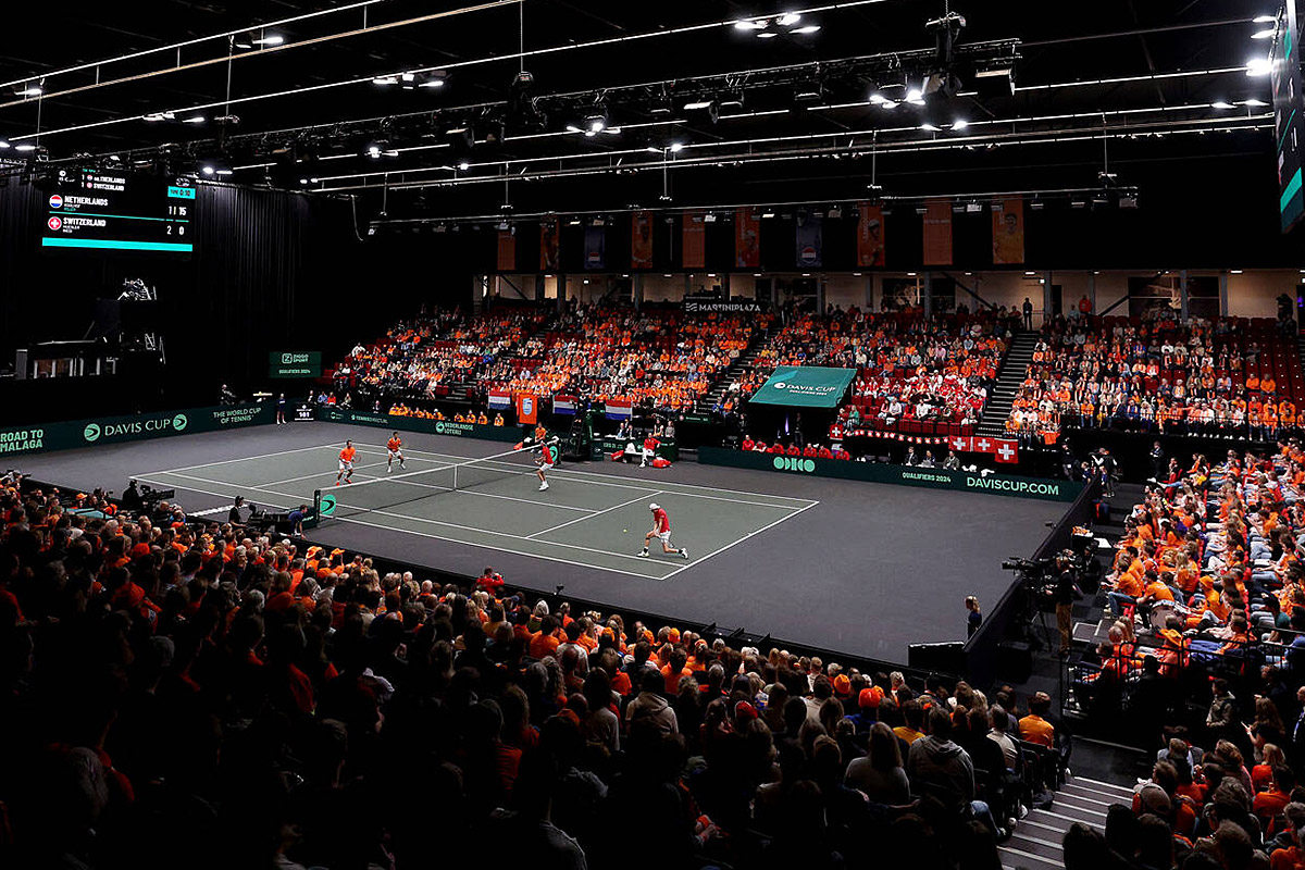 Groningen's MartiniPlaza 