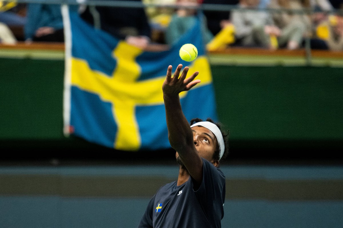 Youth and experience key to Sweden's challenge in Group A