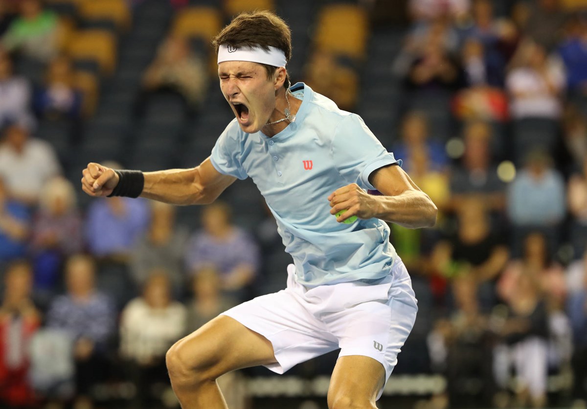 Evans and Karimov spring surprises in Glasgow