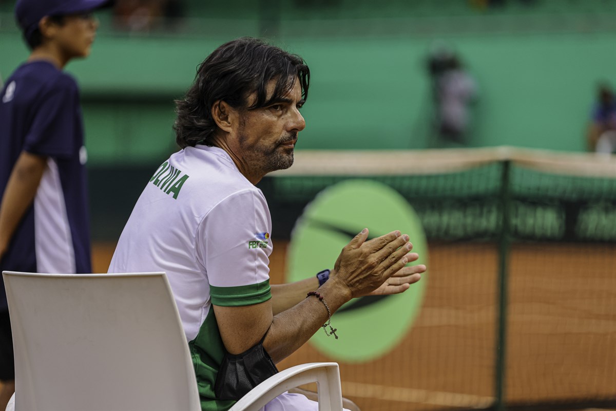 Somos favoritos para la serie ante Uruguay, confía Solís