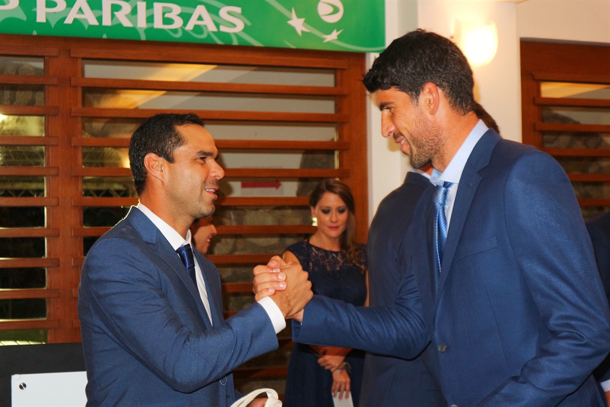 Alejandro Falla se retira