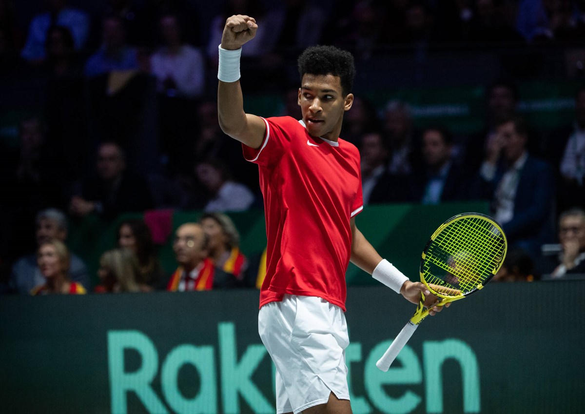 Felix Auger-Aliassime se pone al frente de Canadá en las Final 8