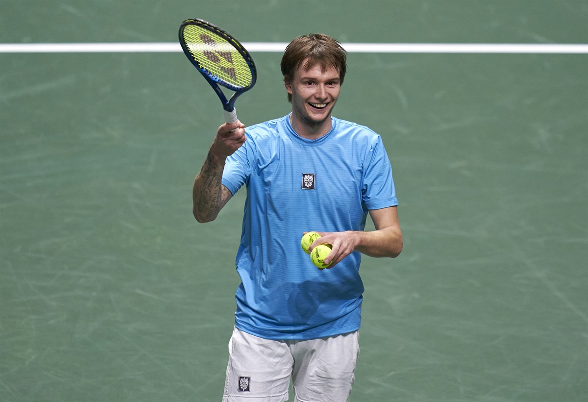 Kazakhstan at full strength for trip to Chile