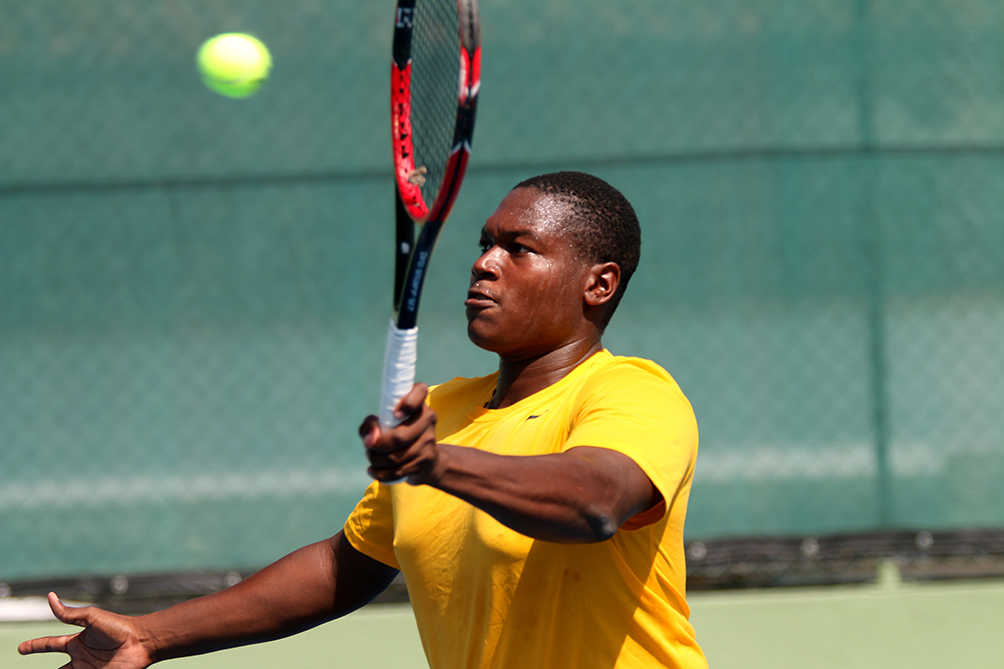 Bahamas maintain undefeated start in Escazu