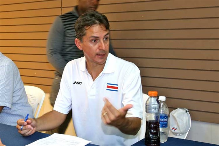 Kenneth Thome: "Conocemos bien las canchas del Country Club"