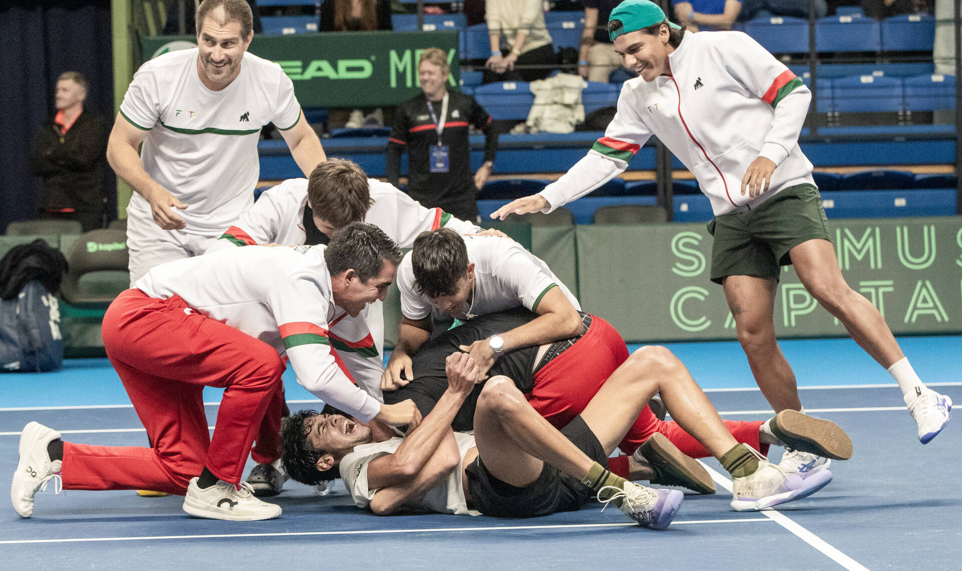 Mexico celebrate