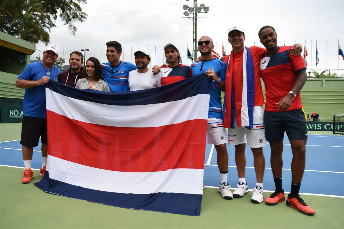 Costa Rica queda primero en casa