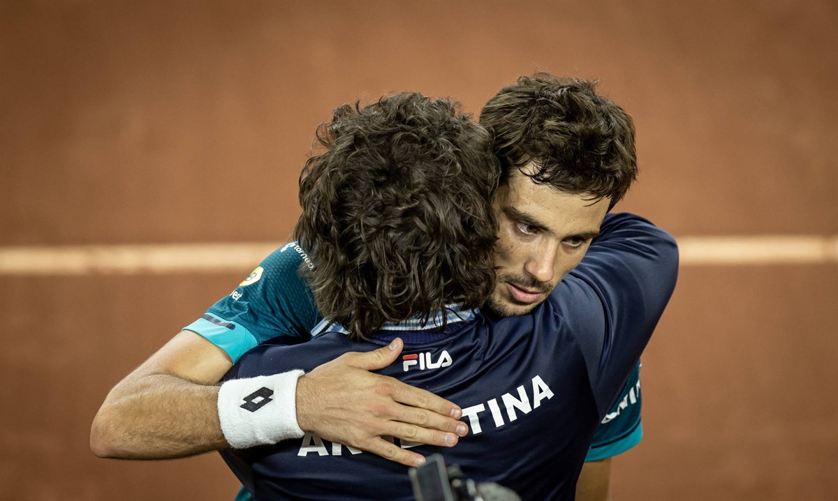 Schwartzman and Pella put Argentina in control against Colombia