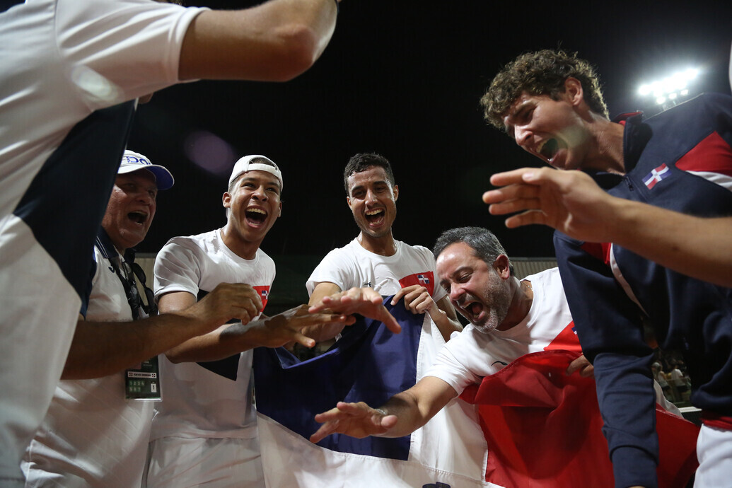 Dominicana festejó el título y Venezuela el tercer lugar a los Play-offs