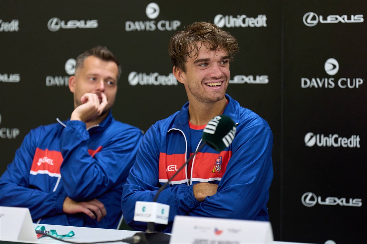 Czechia feeling right at home in happy hunting ground Valencia