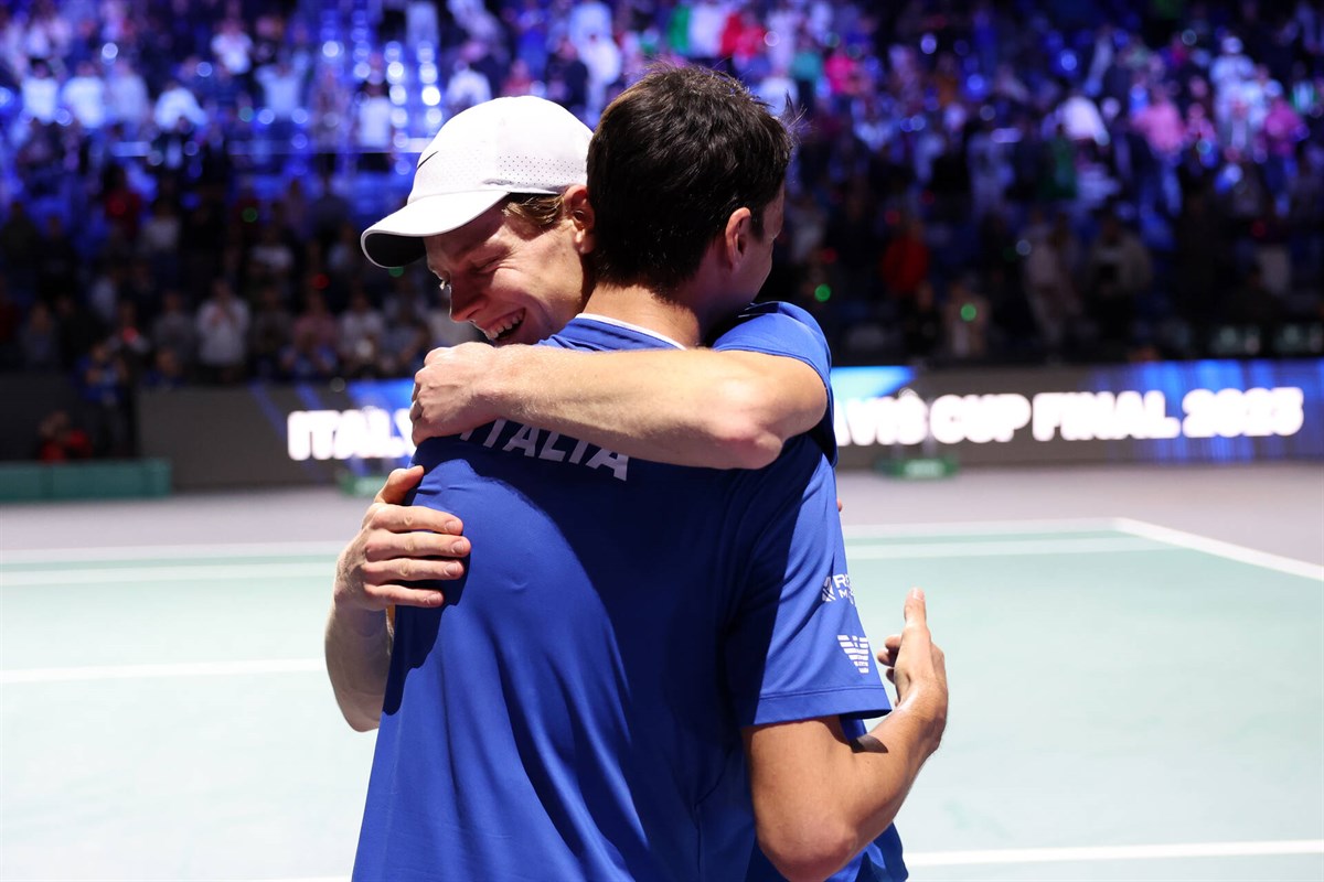 Sinner lleva a Italia a la primera final de Copa Davis en 25 años