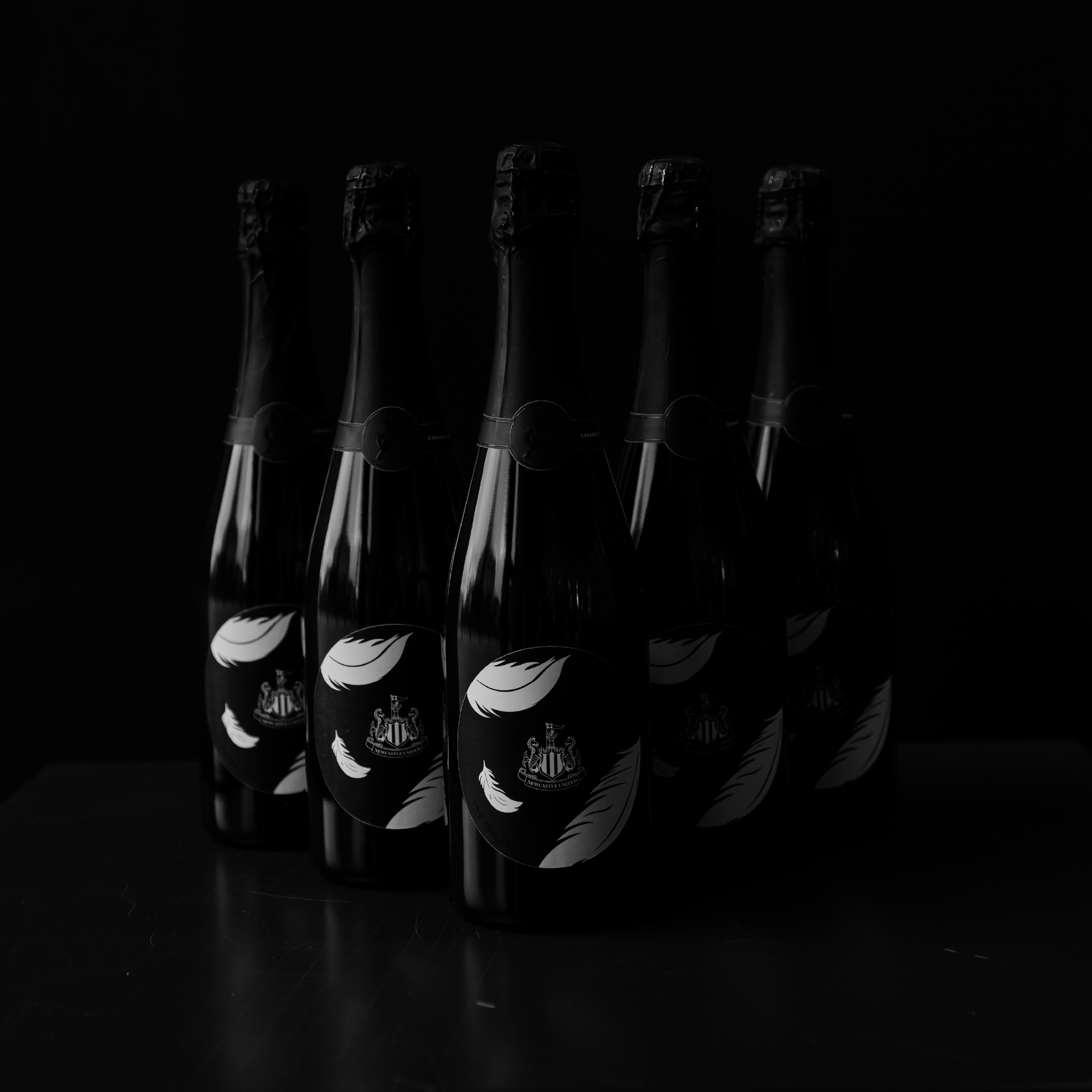 Carabao Cup 24/25 Winners' Champagne image