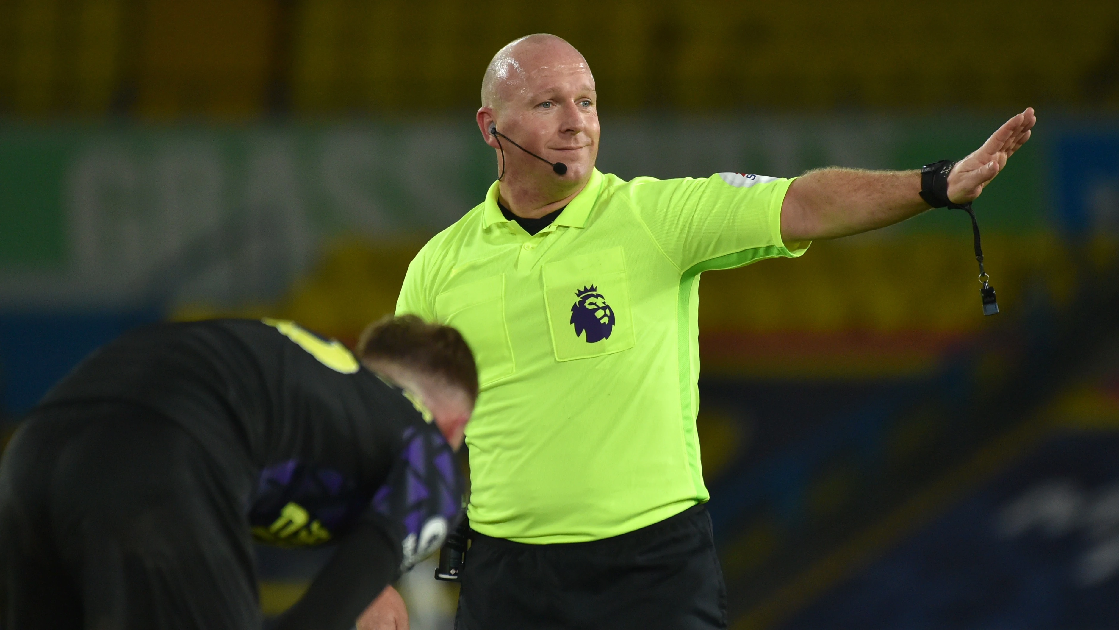 simon-hooper-villa-ref