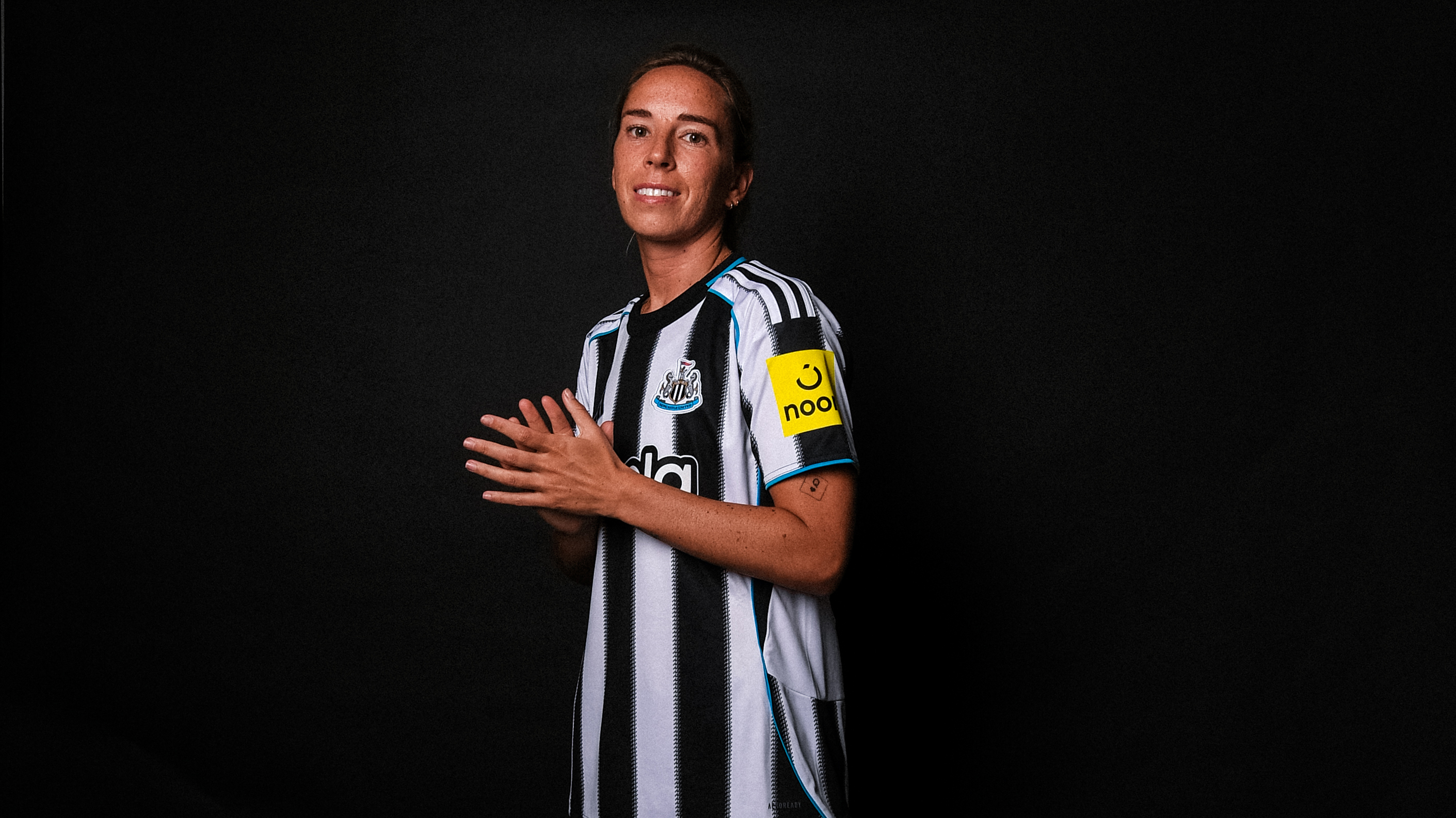 Women fixture header