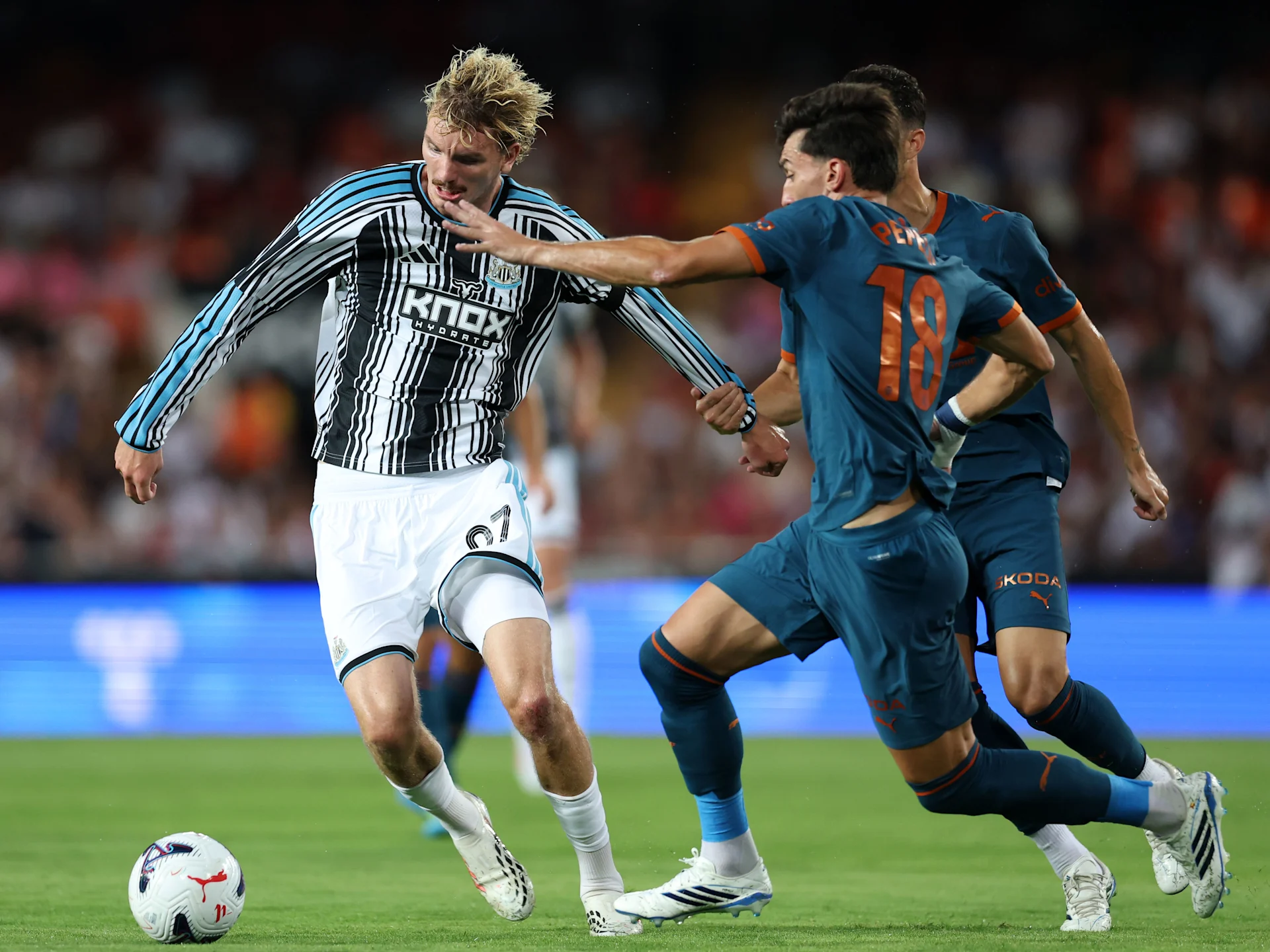 Live streaming Newcastle vs Liverpool di Premier League 2026/27