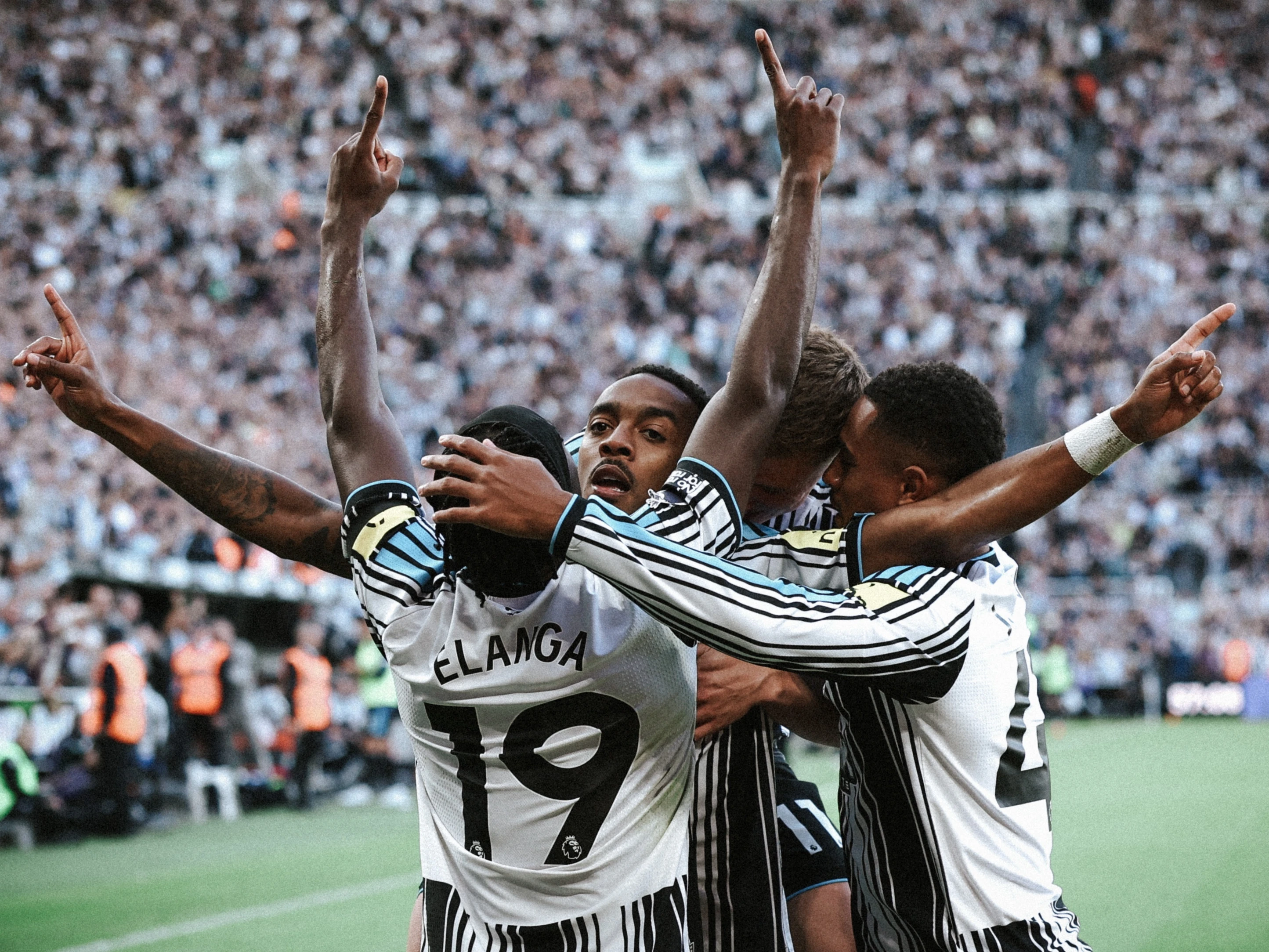 Joe Willock Anthony Elanga