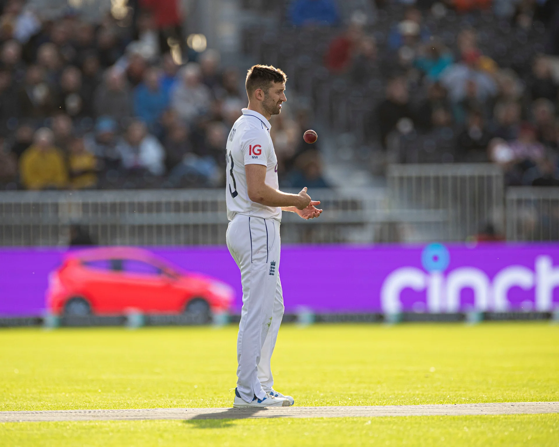 Sam Dalling Wood you believe it? Cricket ace in a spin over cup clash | NUFC