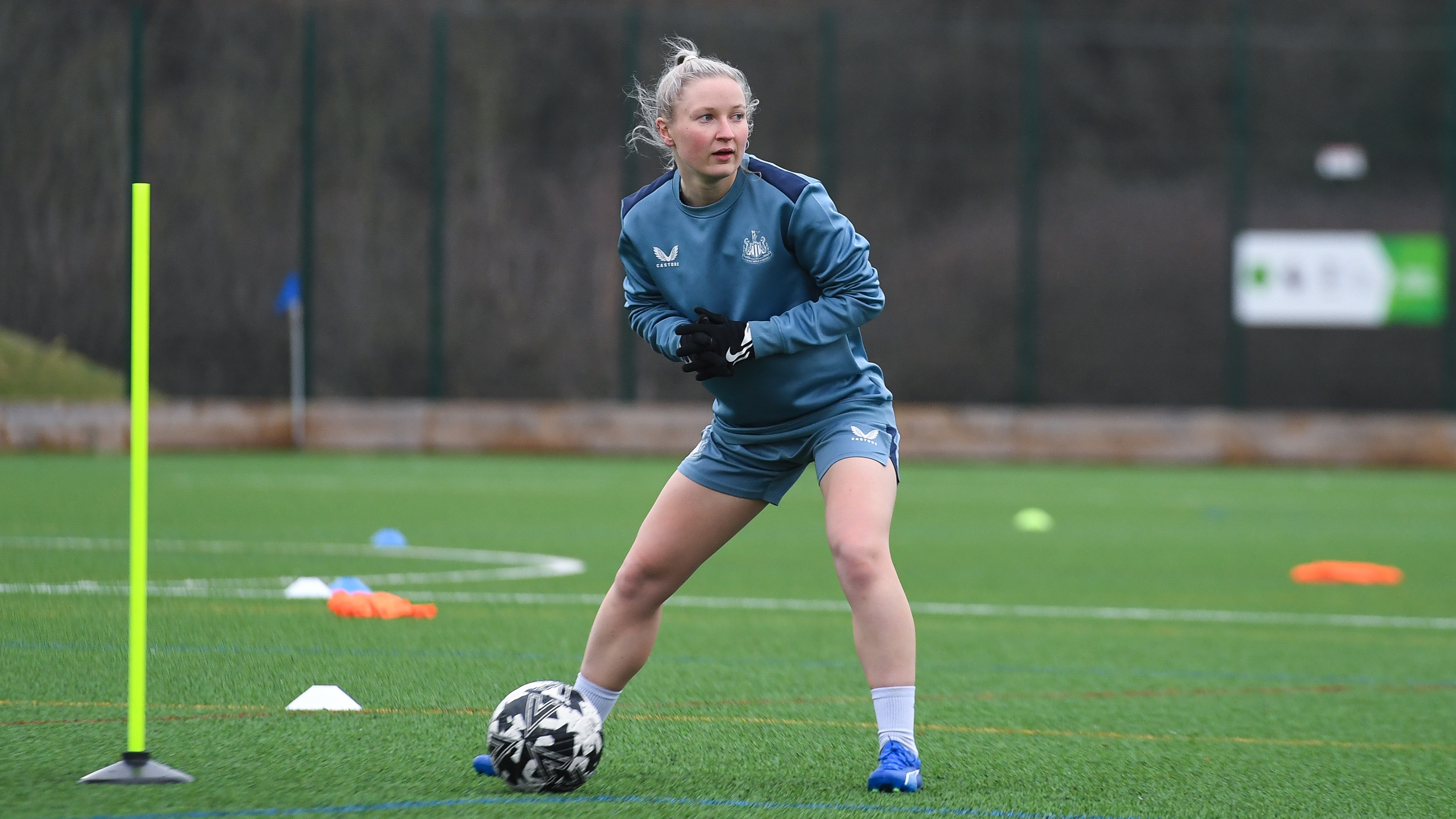 cara-milne-redhead-training