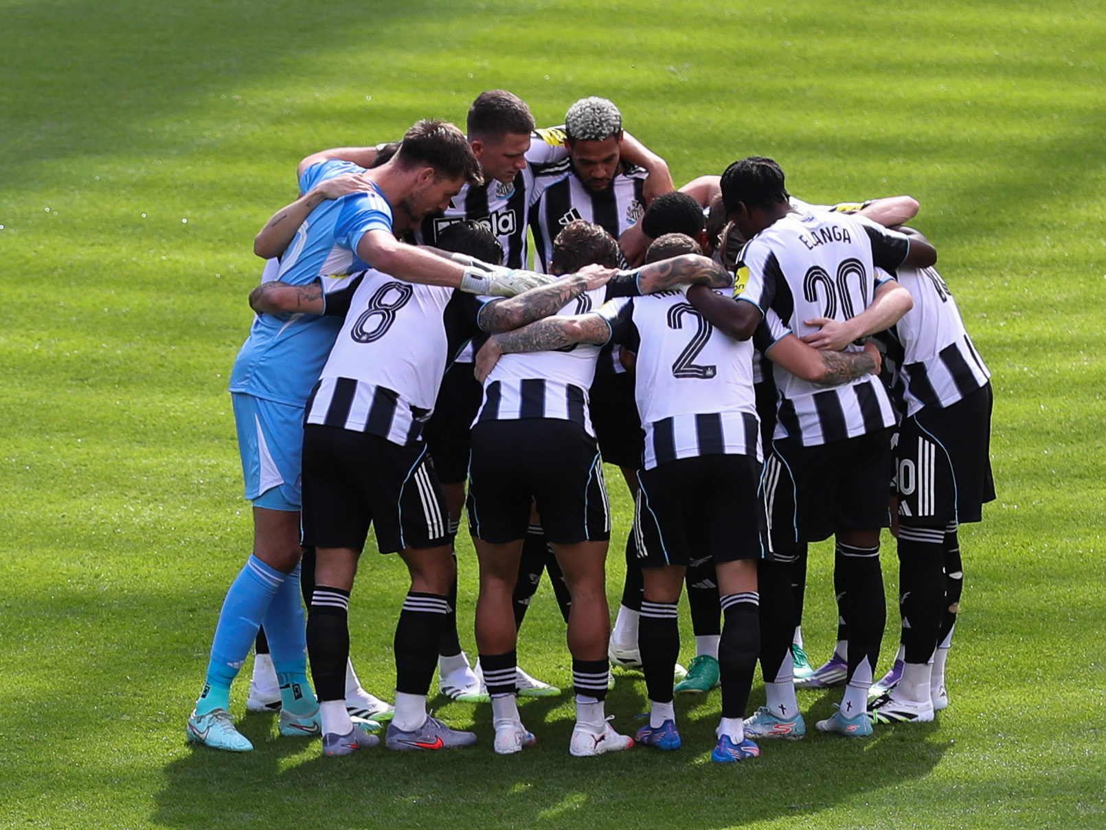 H22 - Newcastle v Liverpool Article (Image)