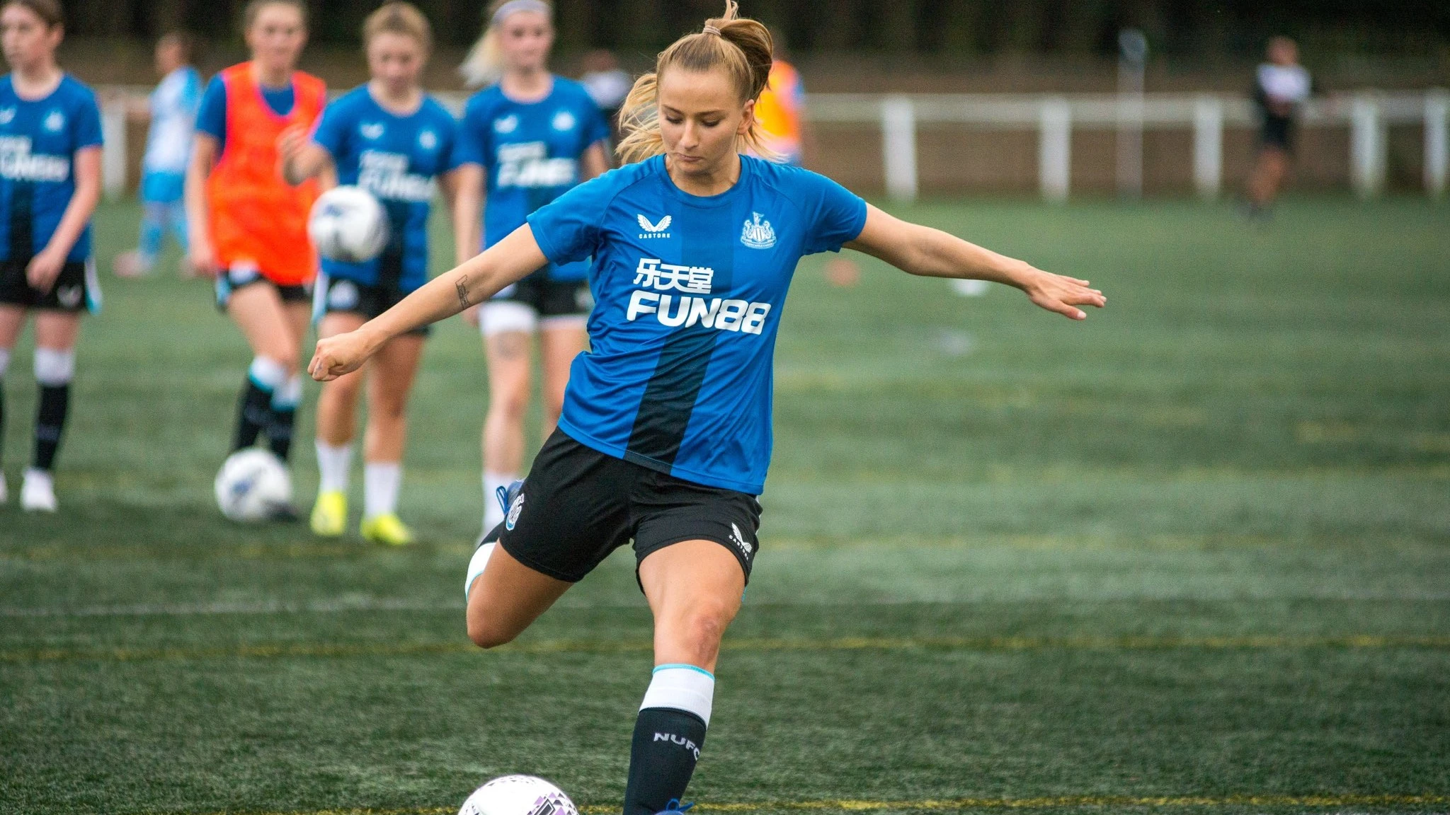 anna-soulsby-warm-up