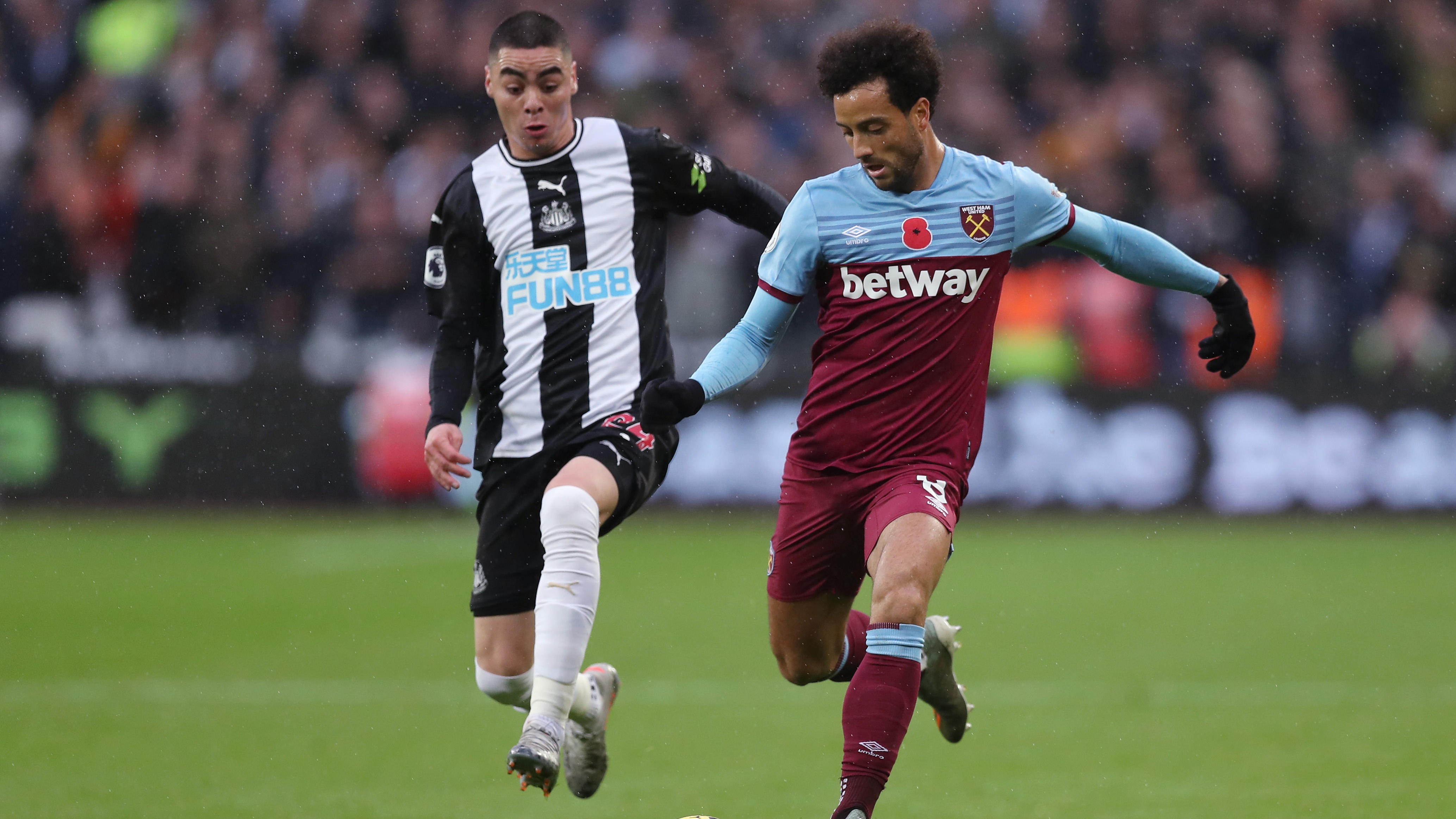 miguel-almiron-west-ham-london-stadium