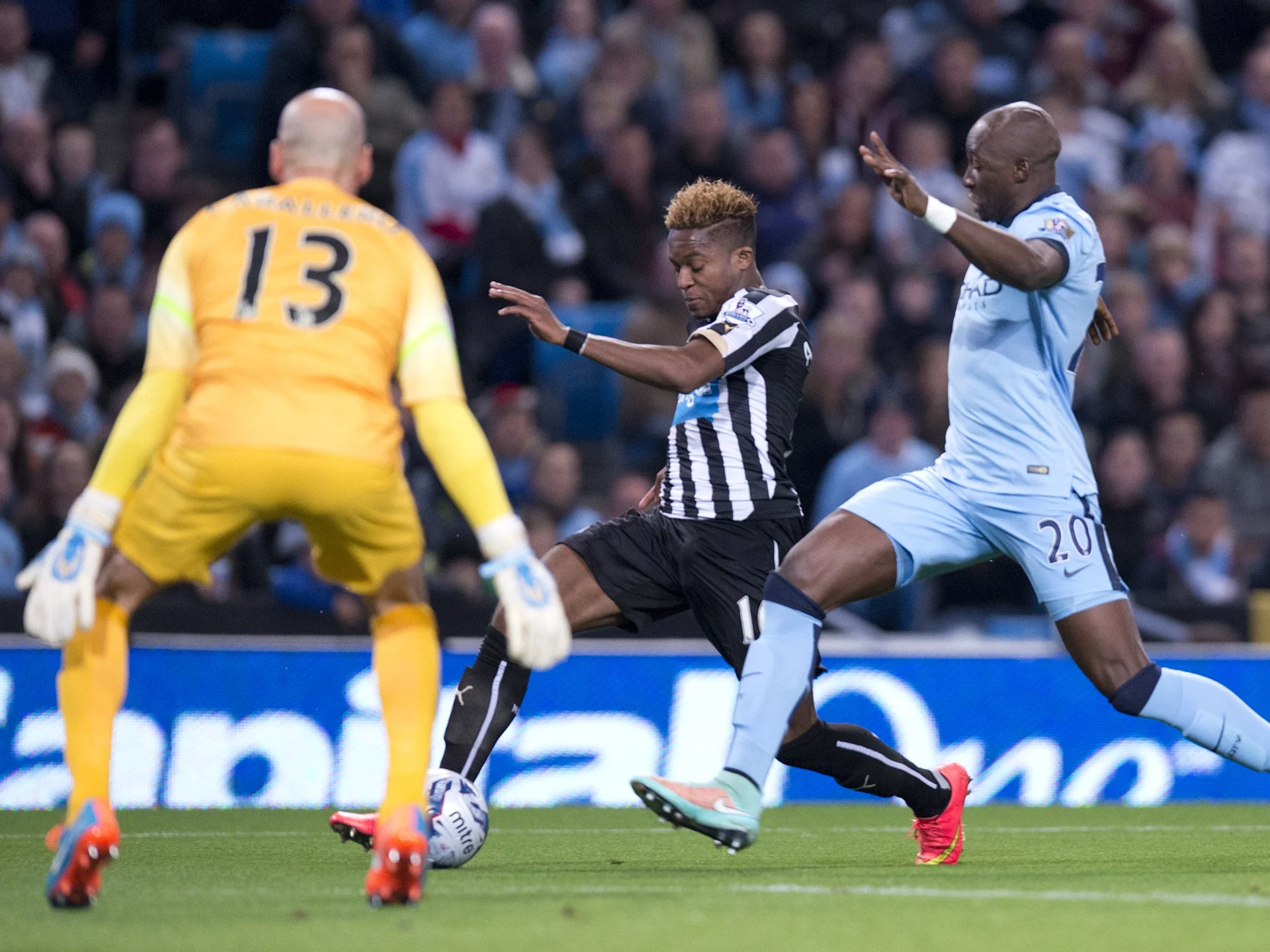 Sam Dalling Rolando's role in United's last victory at the Etihad | NUFC