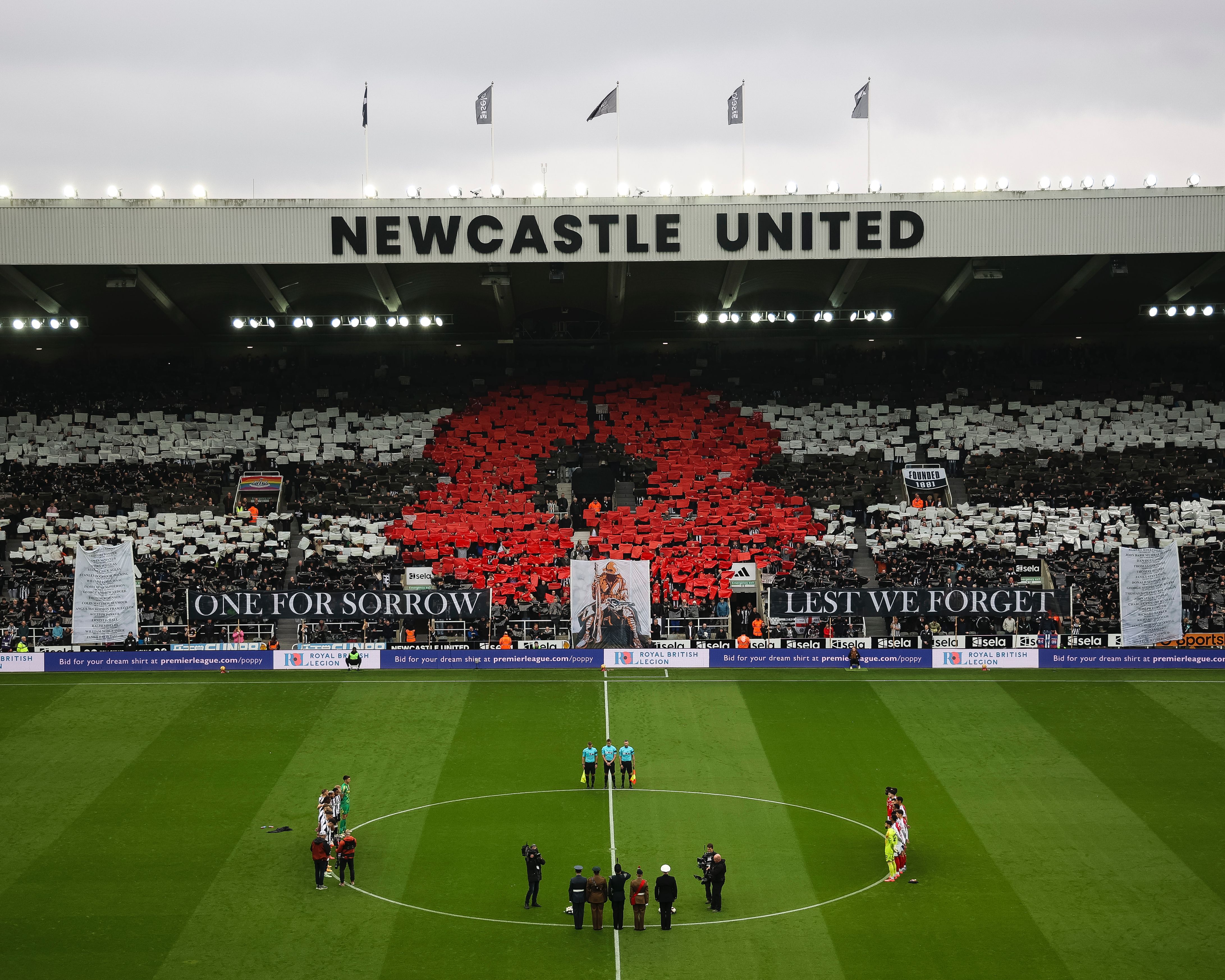 Poppy silence Arsenal image