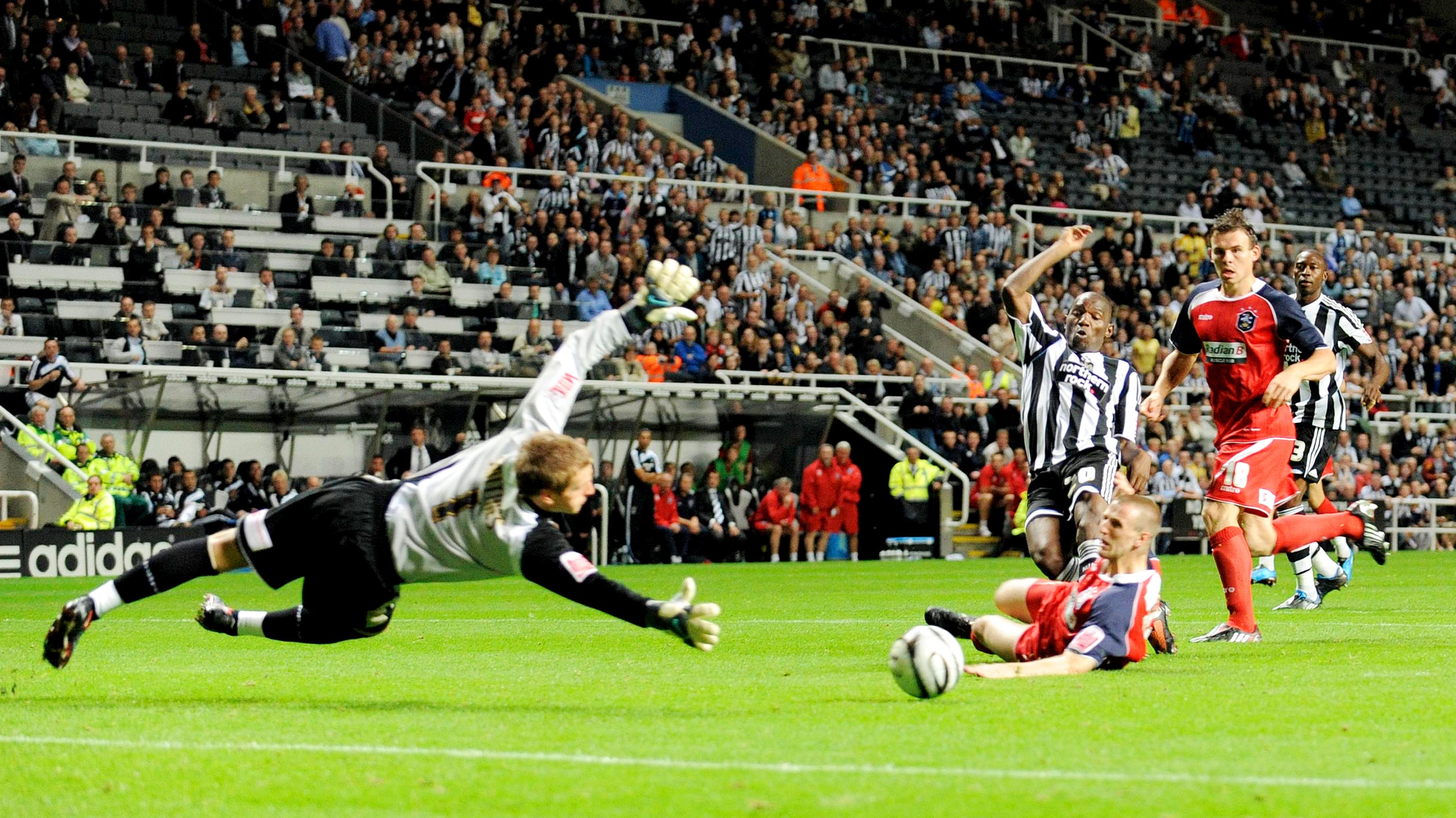 geremi-scores-huddersfield