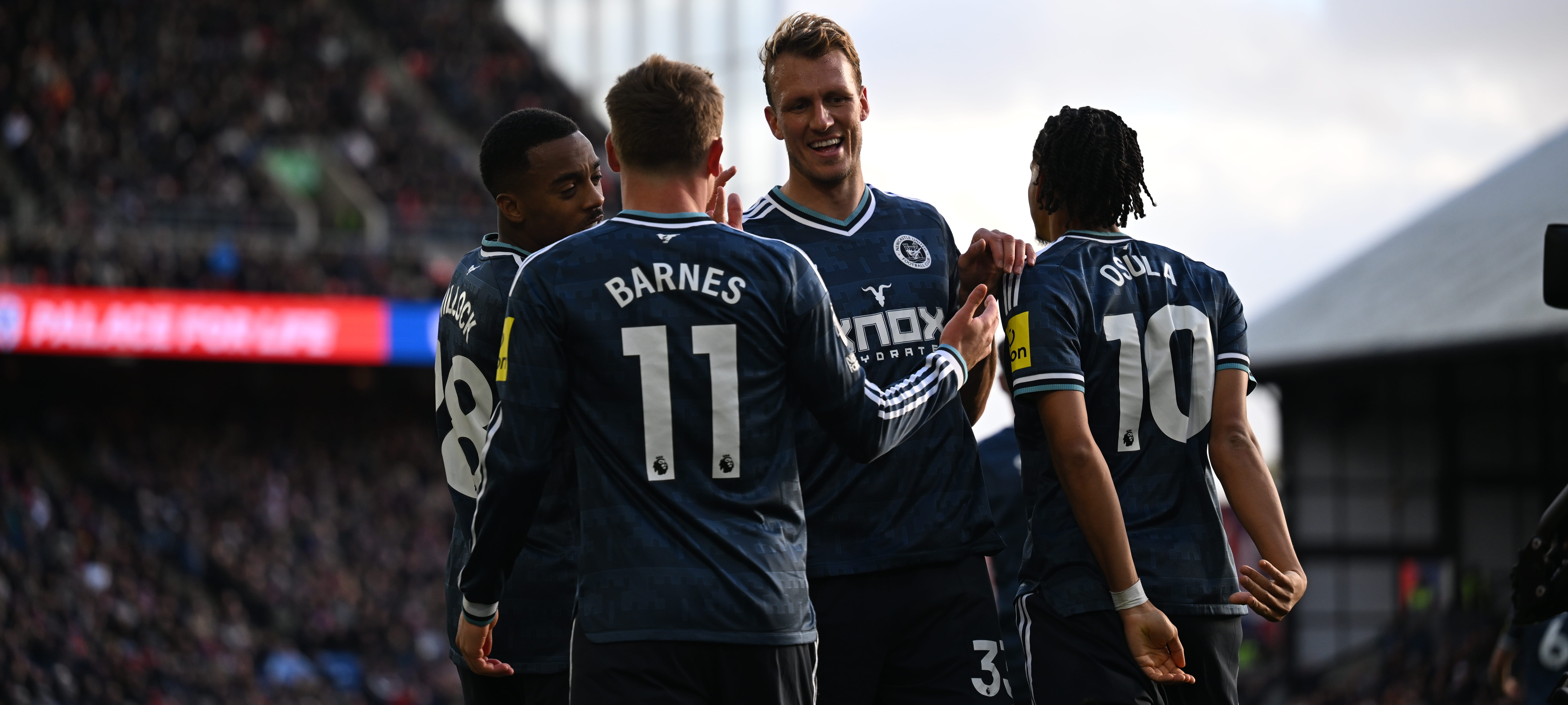 Palace header