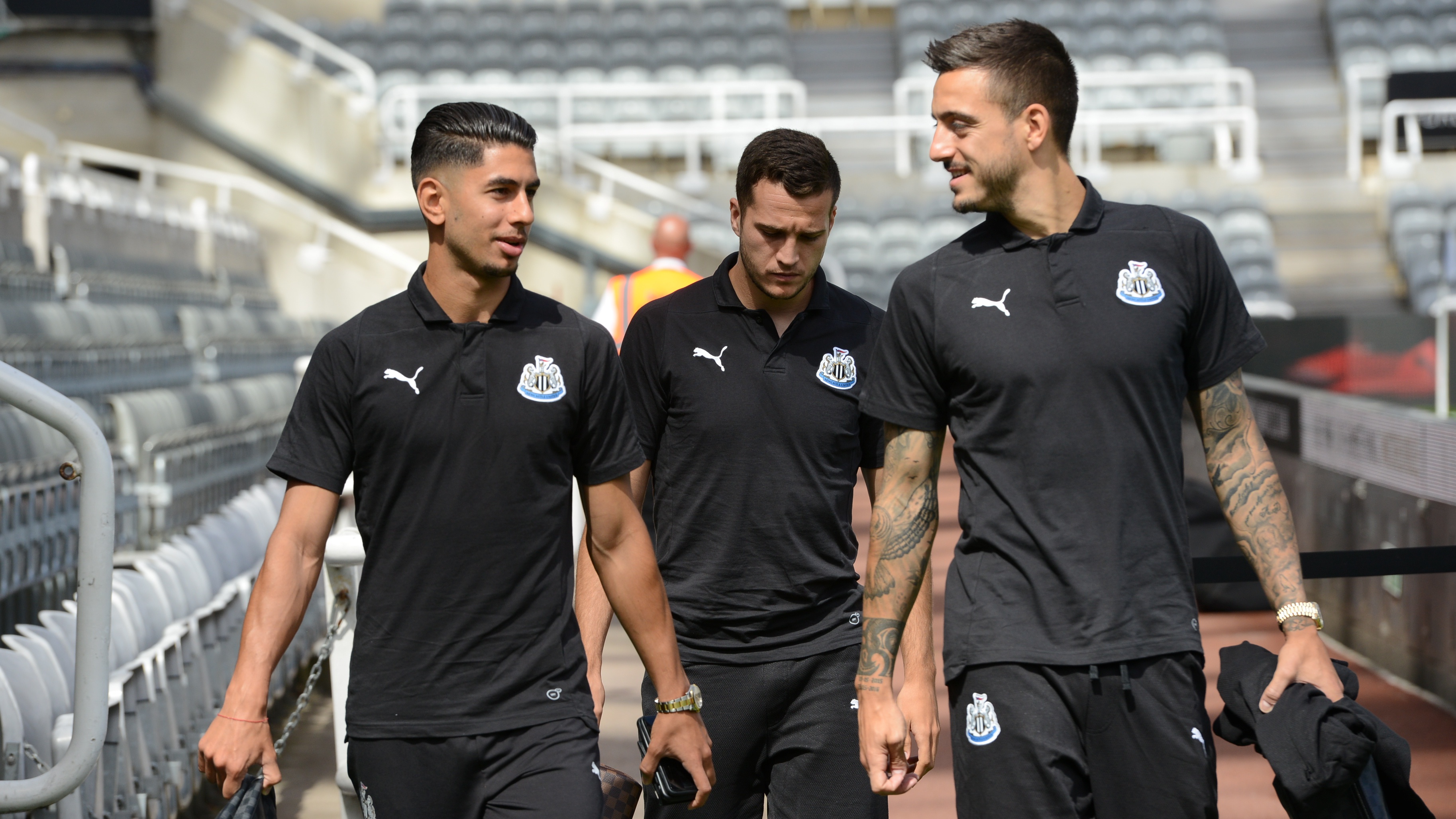 ayoze-perez-javier-manquillo-joselu-arrive