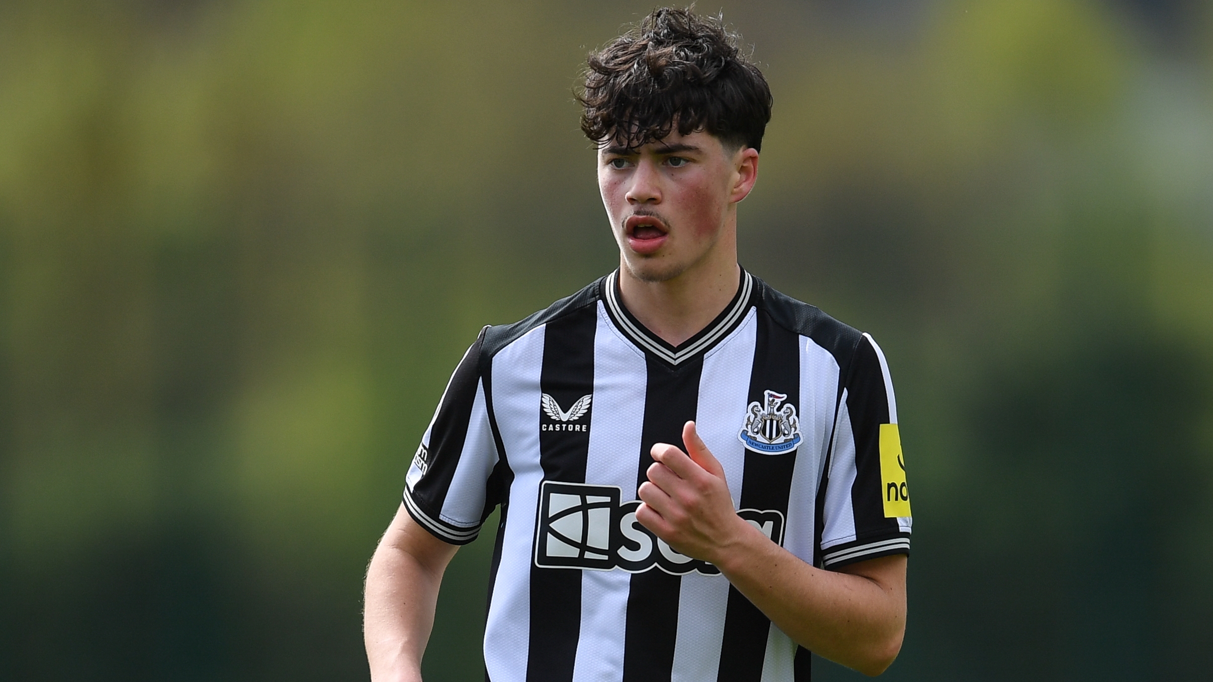 leo-shahar-england-u17s