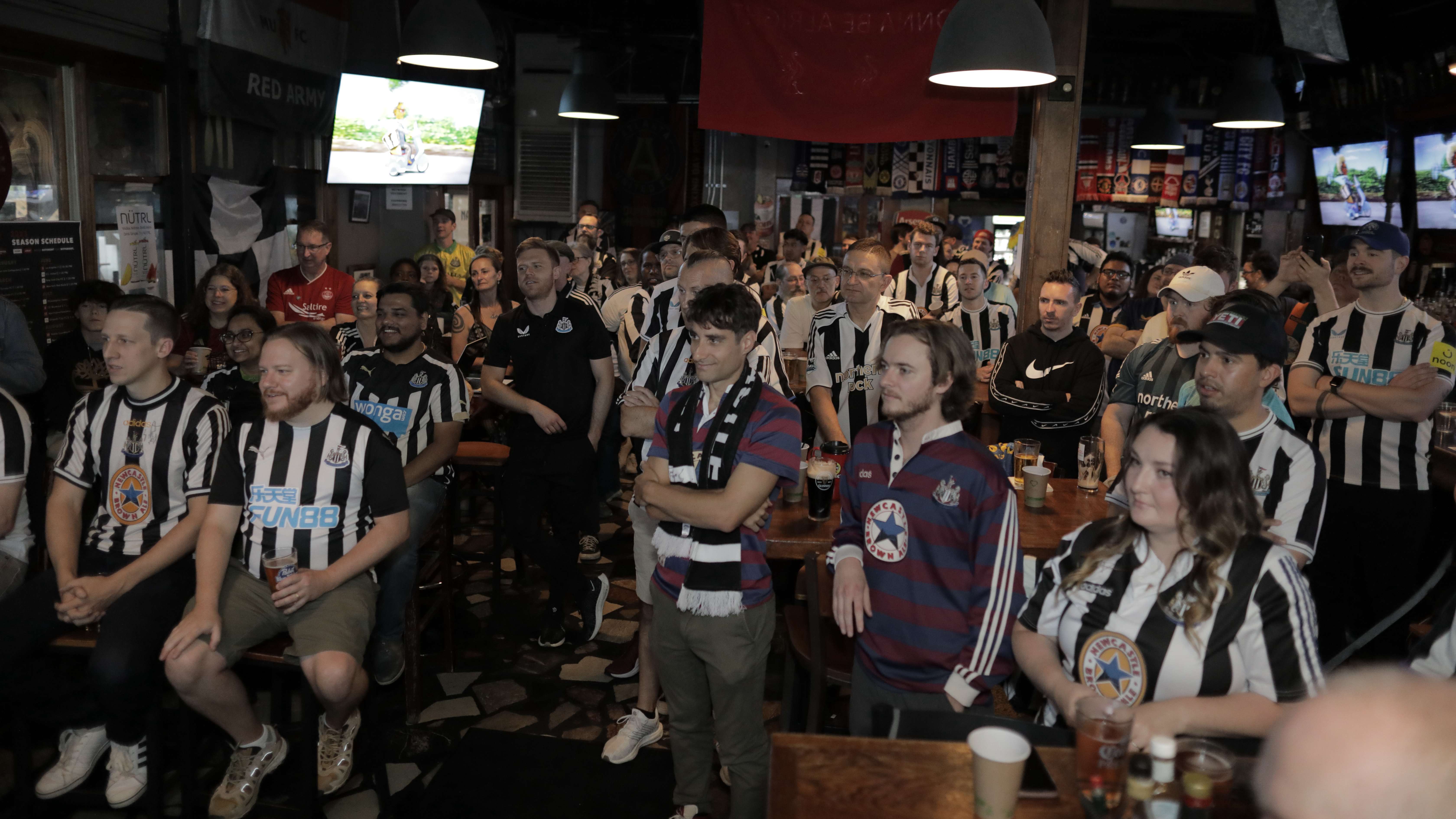 newcastle-fans-atlanta-leeds