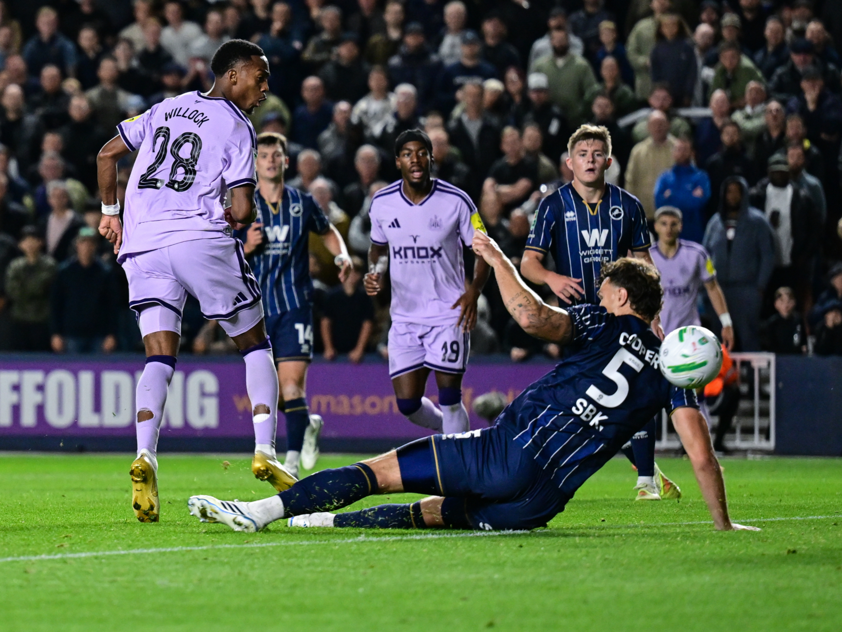Willock hero