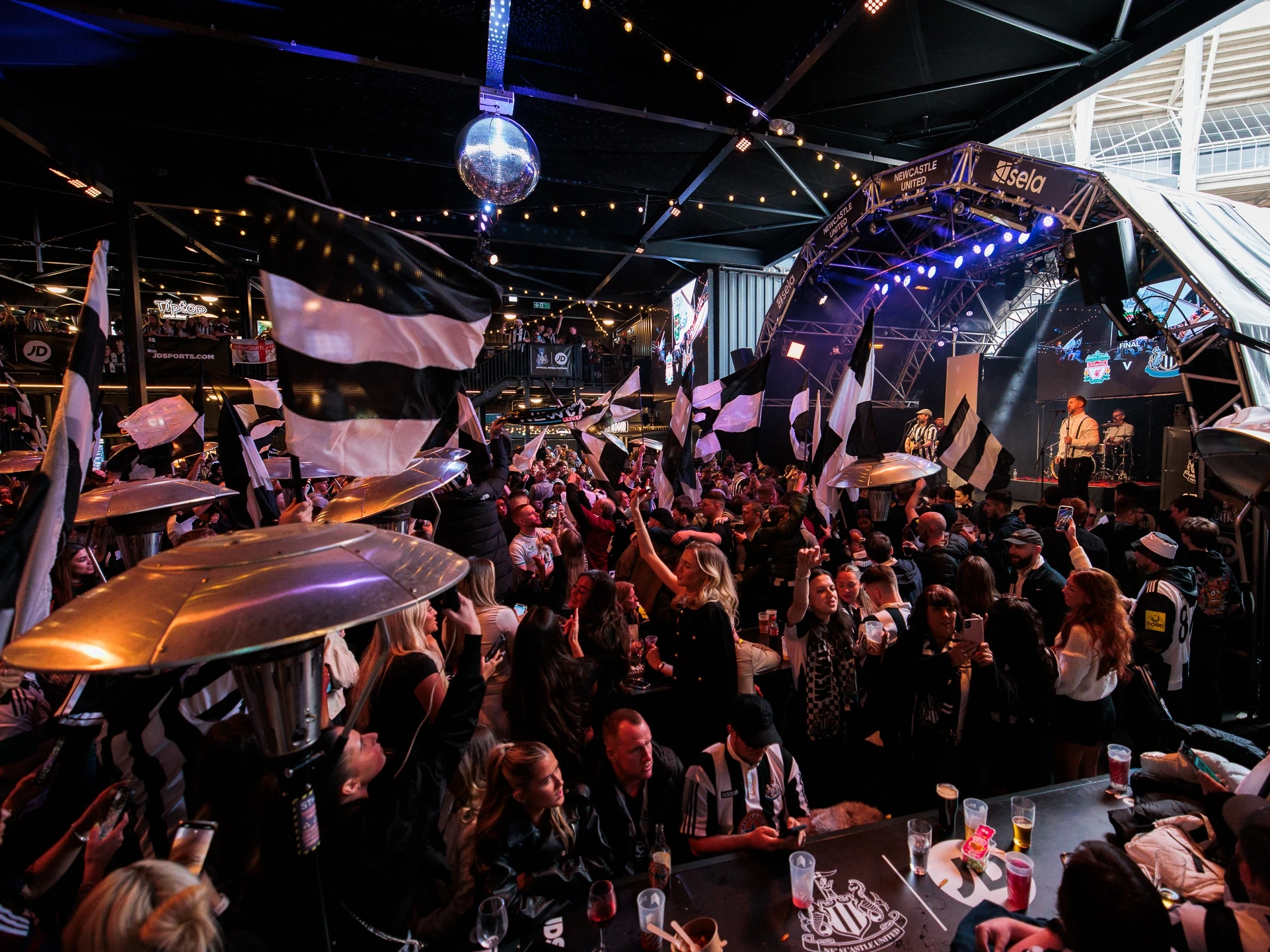 St. James' STACK (Barcelona live screening)