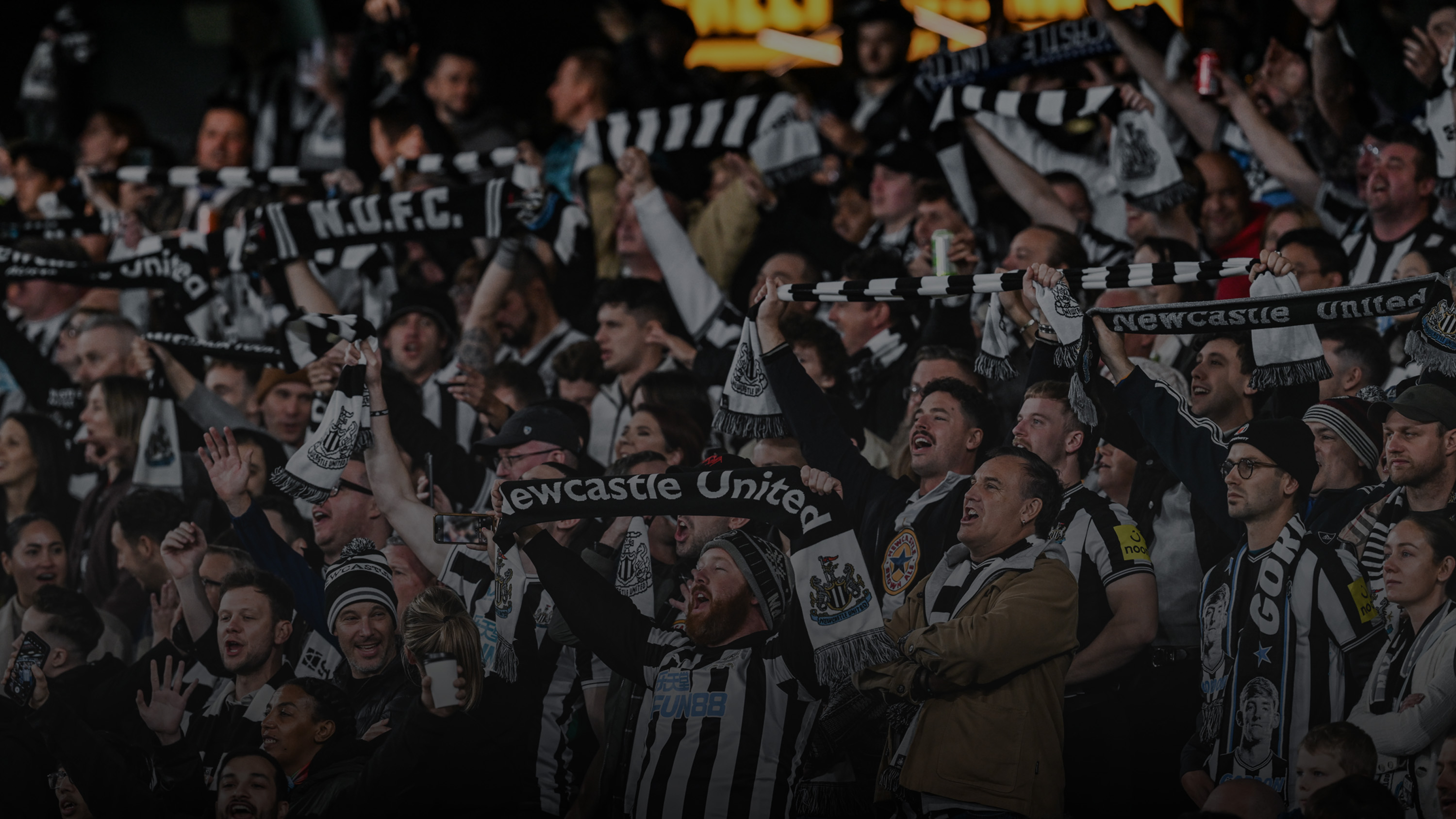 Image - Fans in Australia 16x9