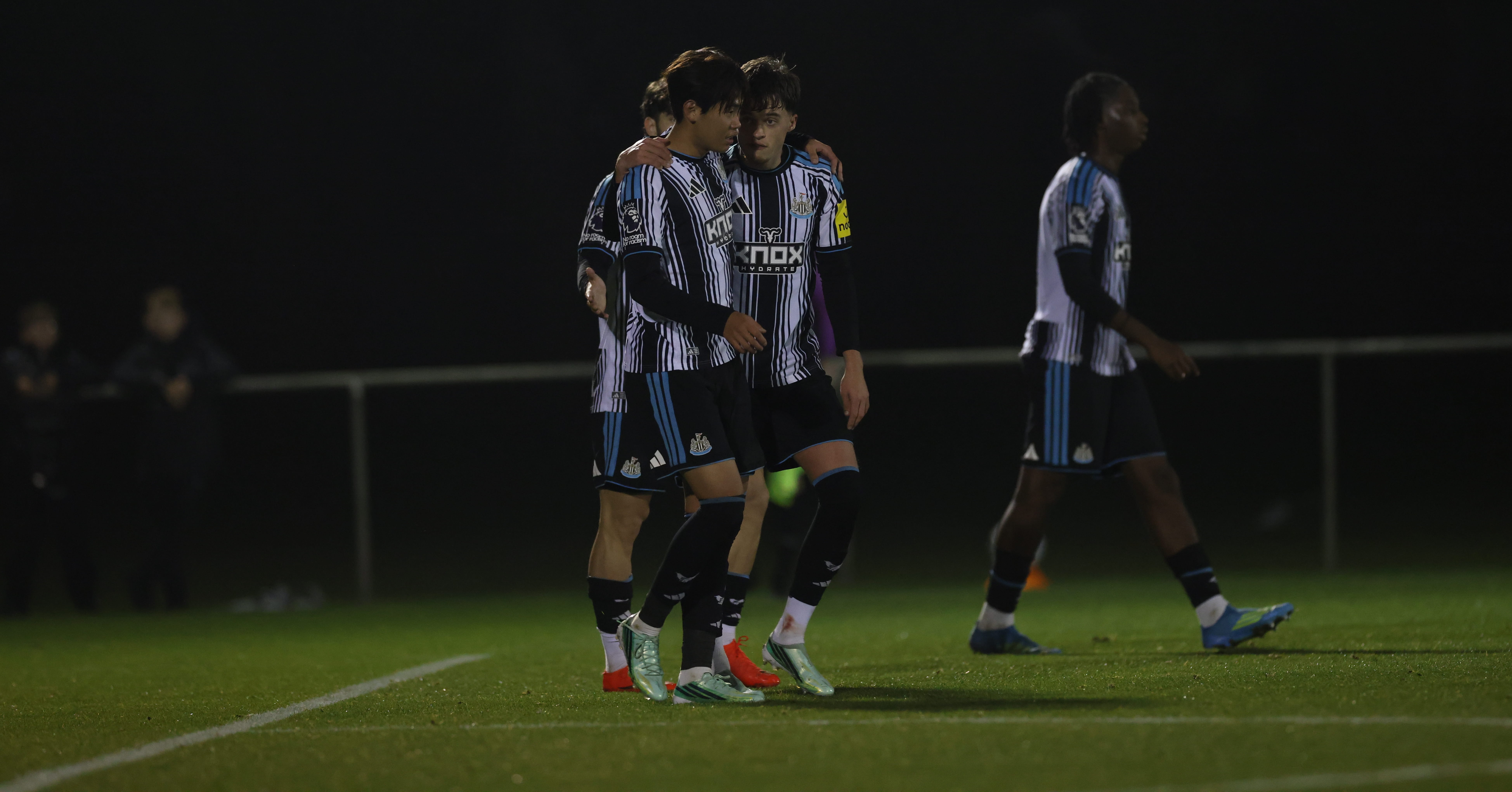 U21 header