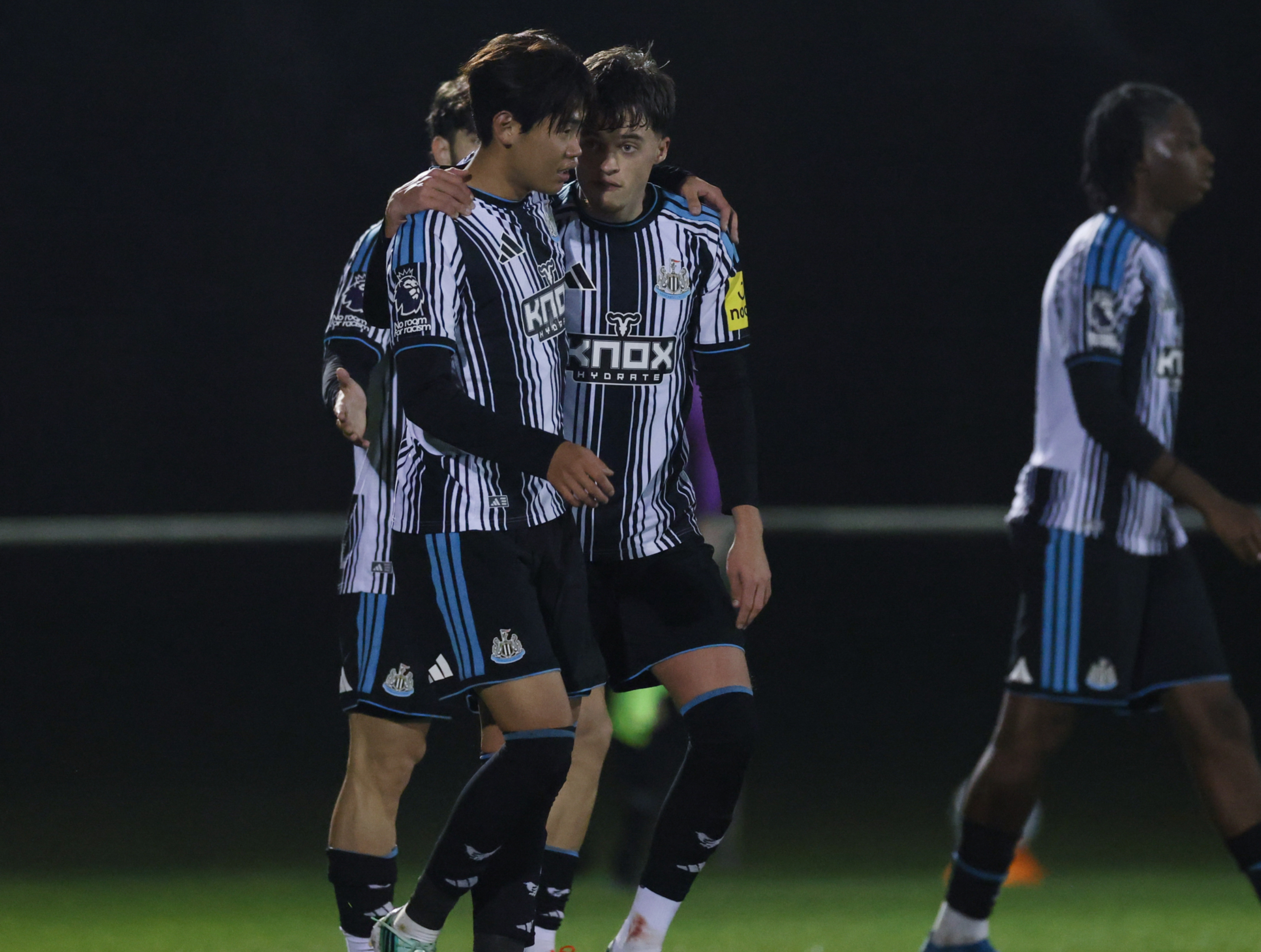 U21 header